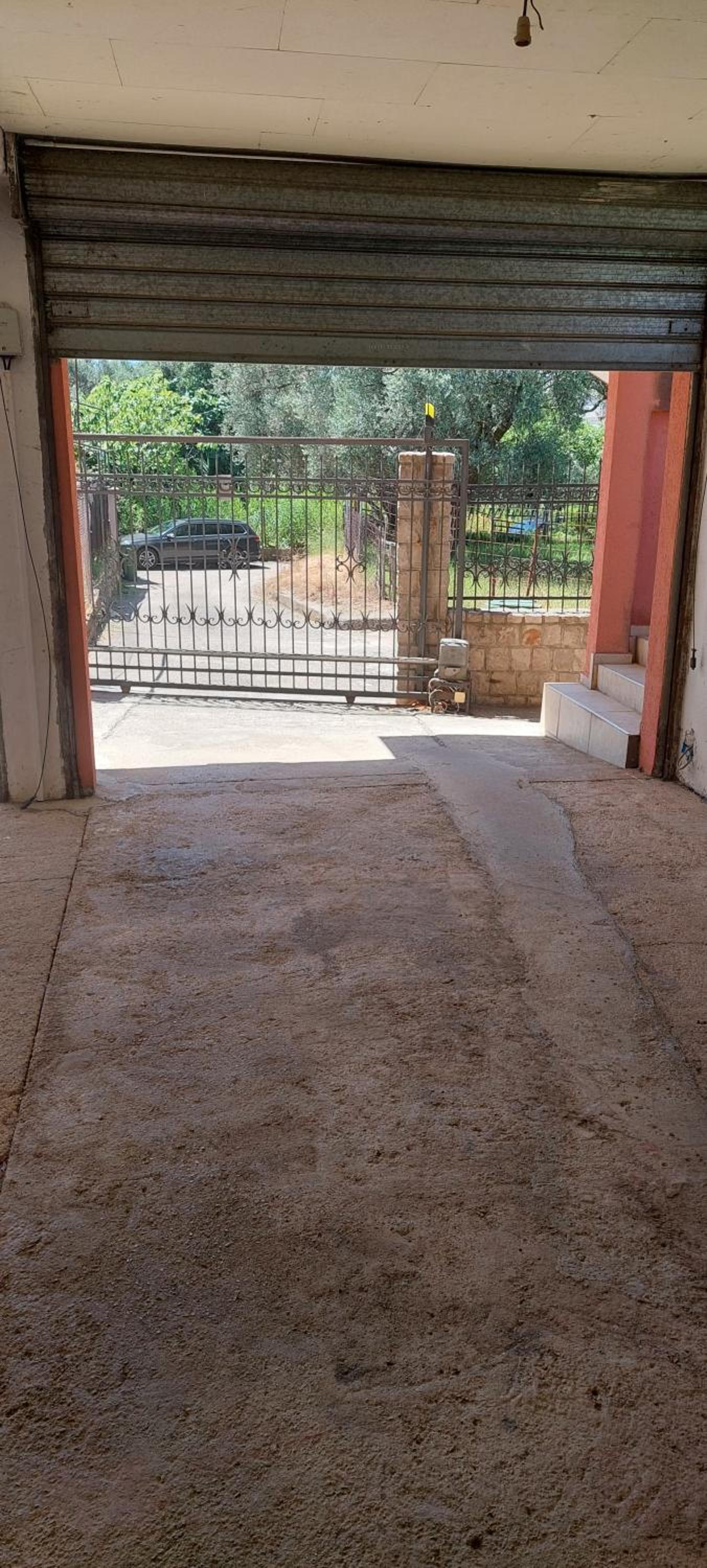 Apartment Diki