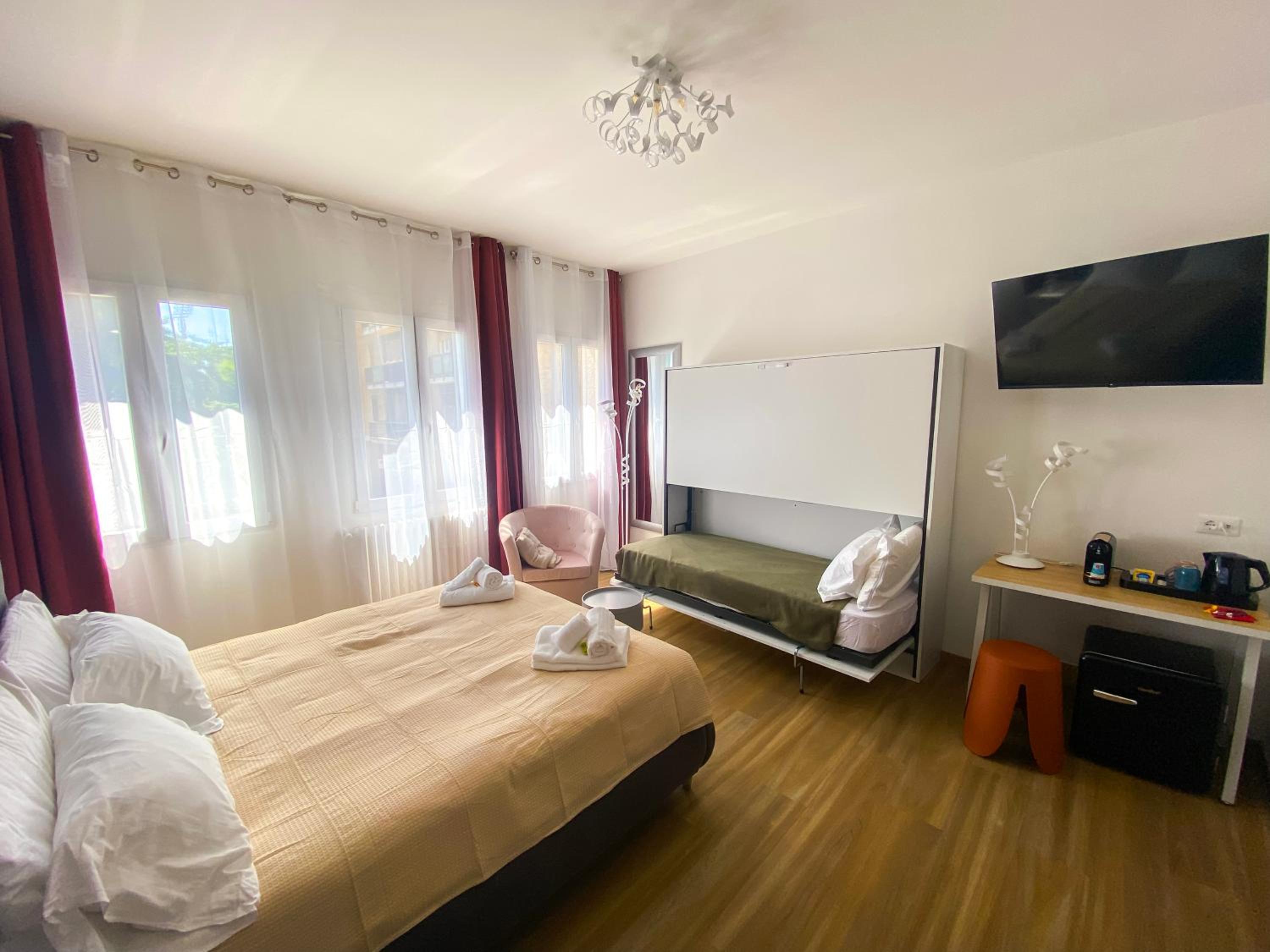 hotel room