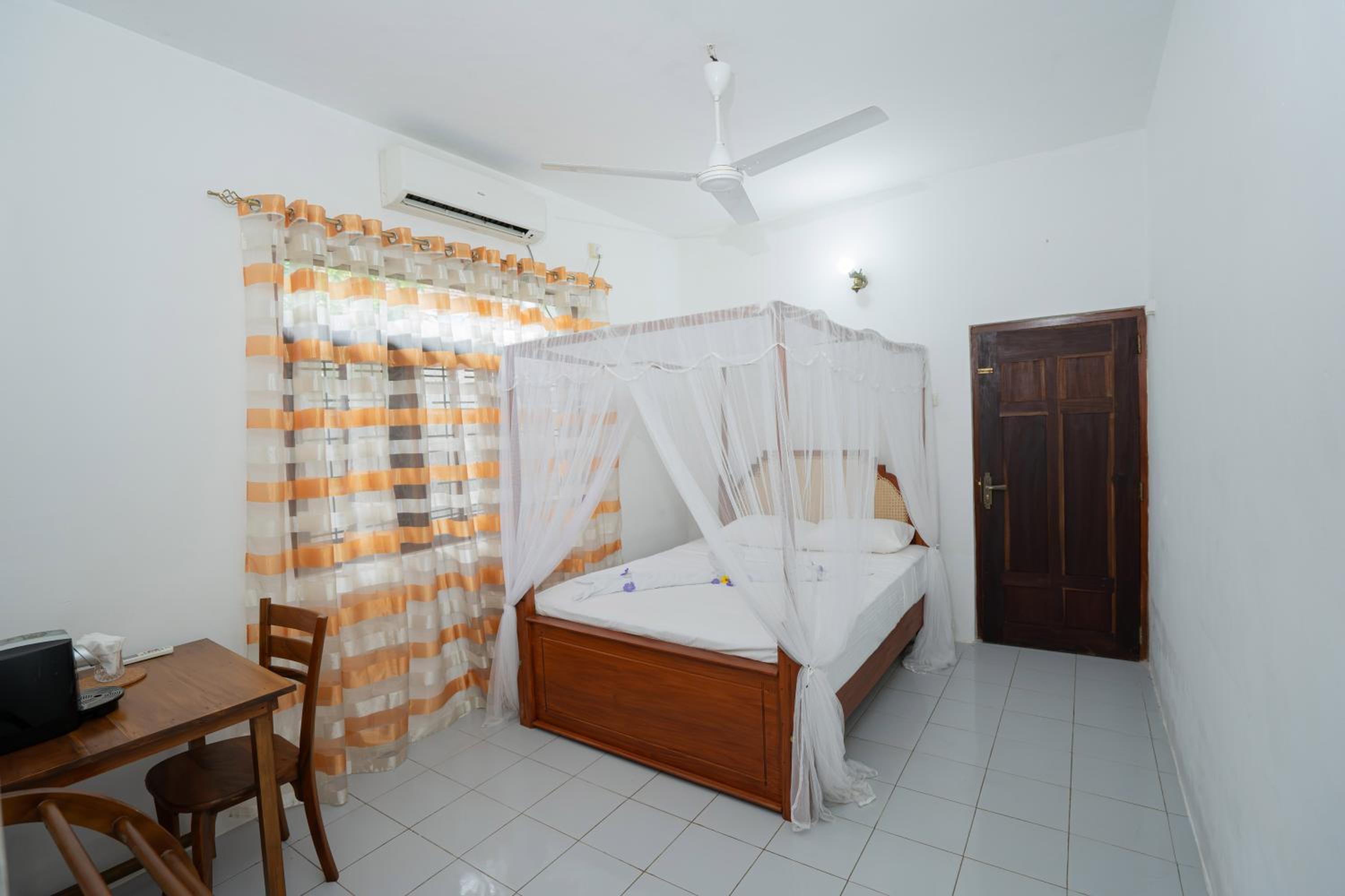 Little Villa Tourist Inn view 2