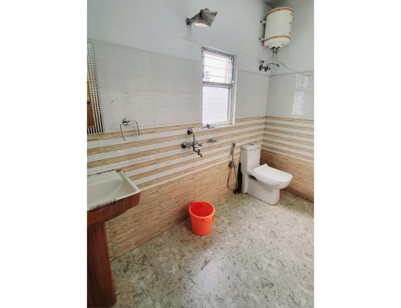 Stone Crest Homestay,Shillong