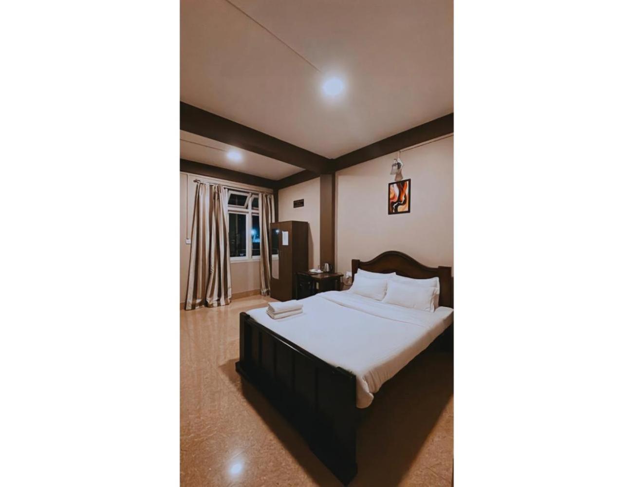 Stone Crest Homestay,Shillong