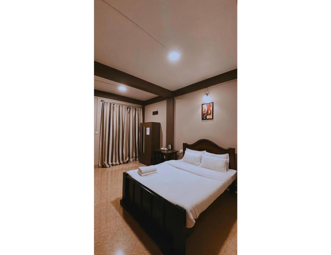 Stone Crest Homestay,Shillong