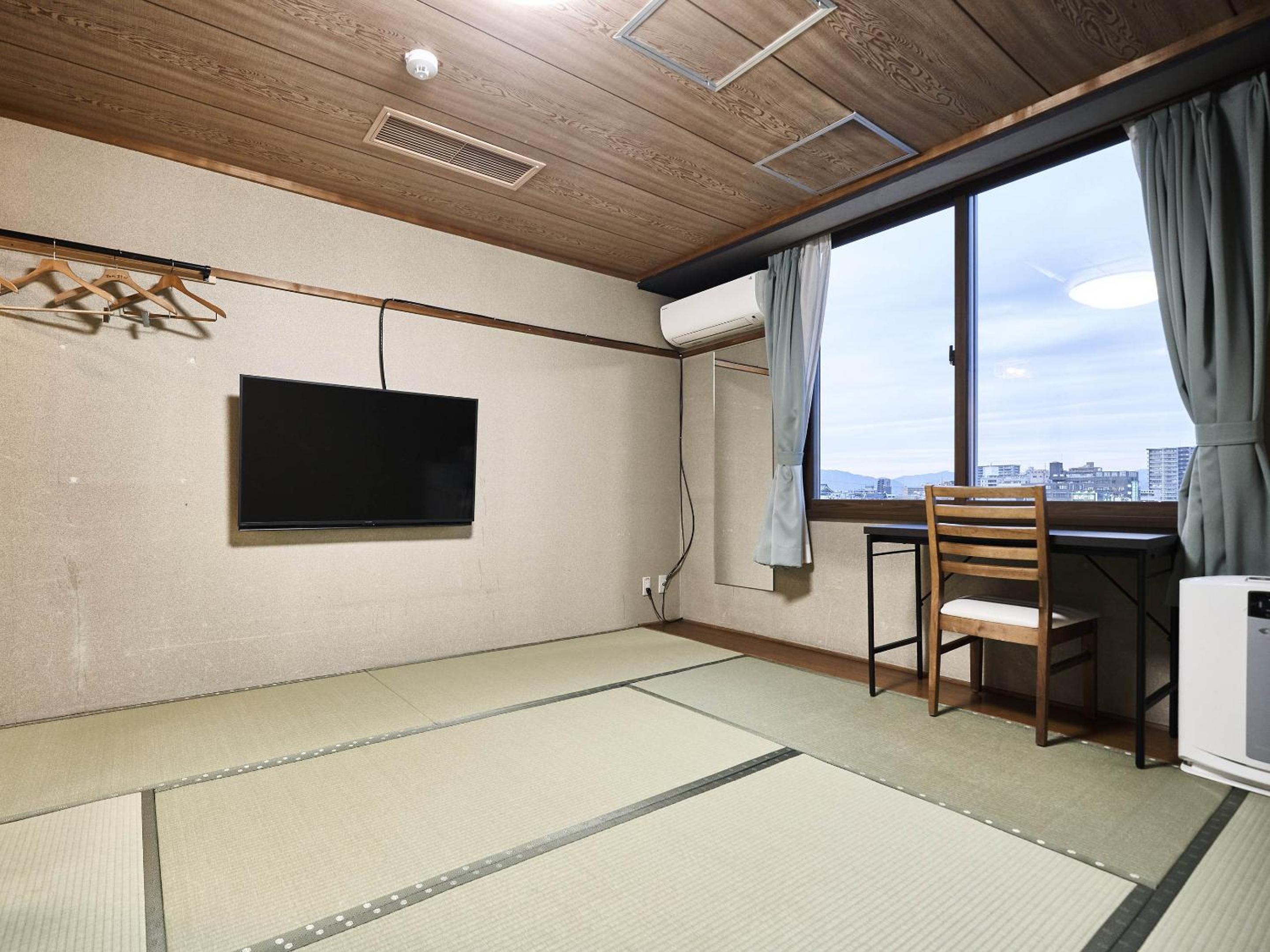 Okasan Hotel, Bild 44