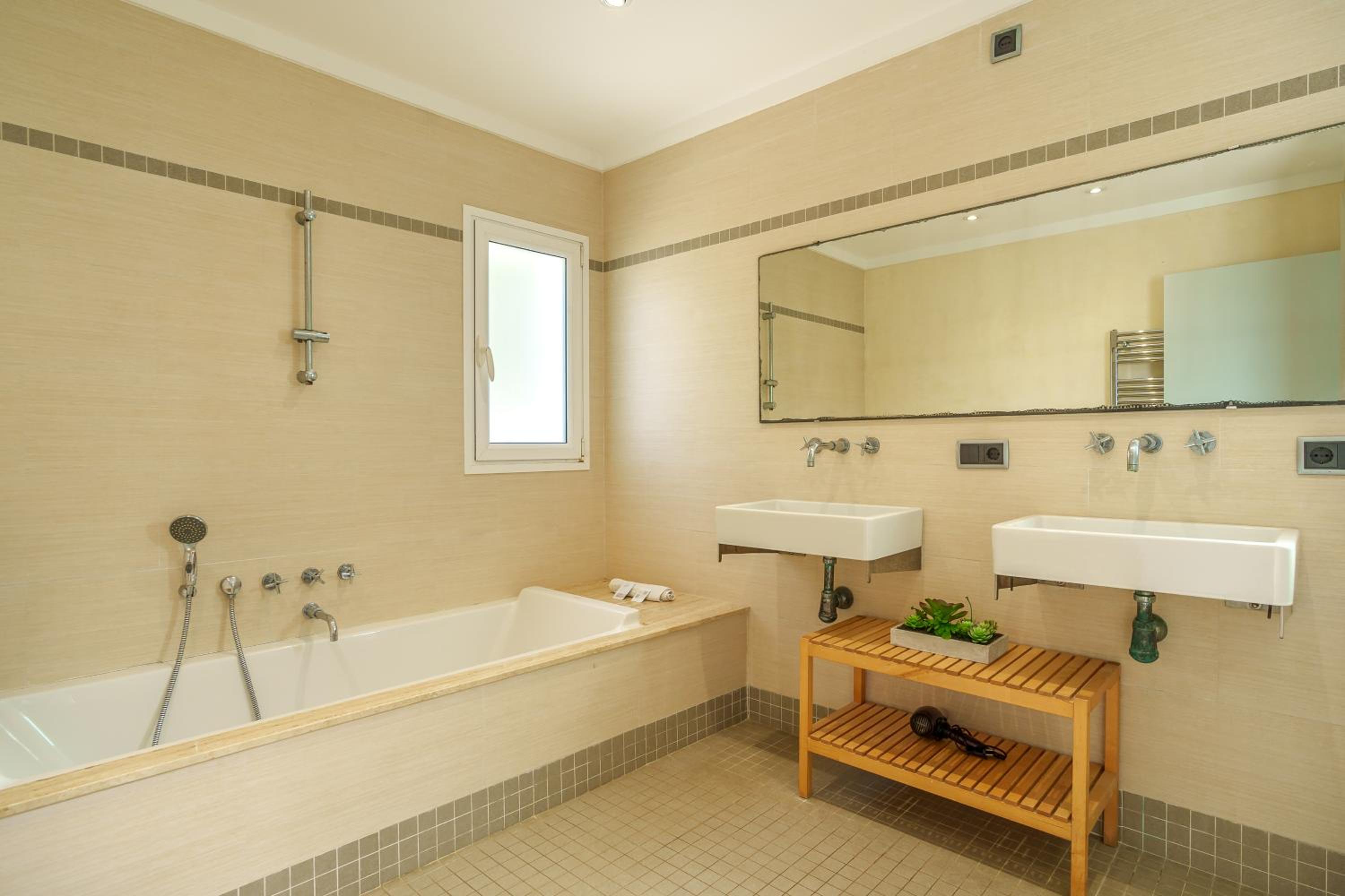 E402 Miramar Manresa by Mallorca Villa Selection