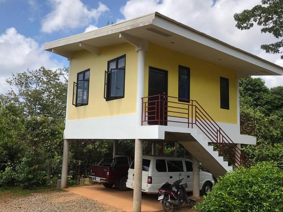 The Yellow House view 2
