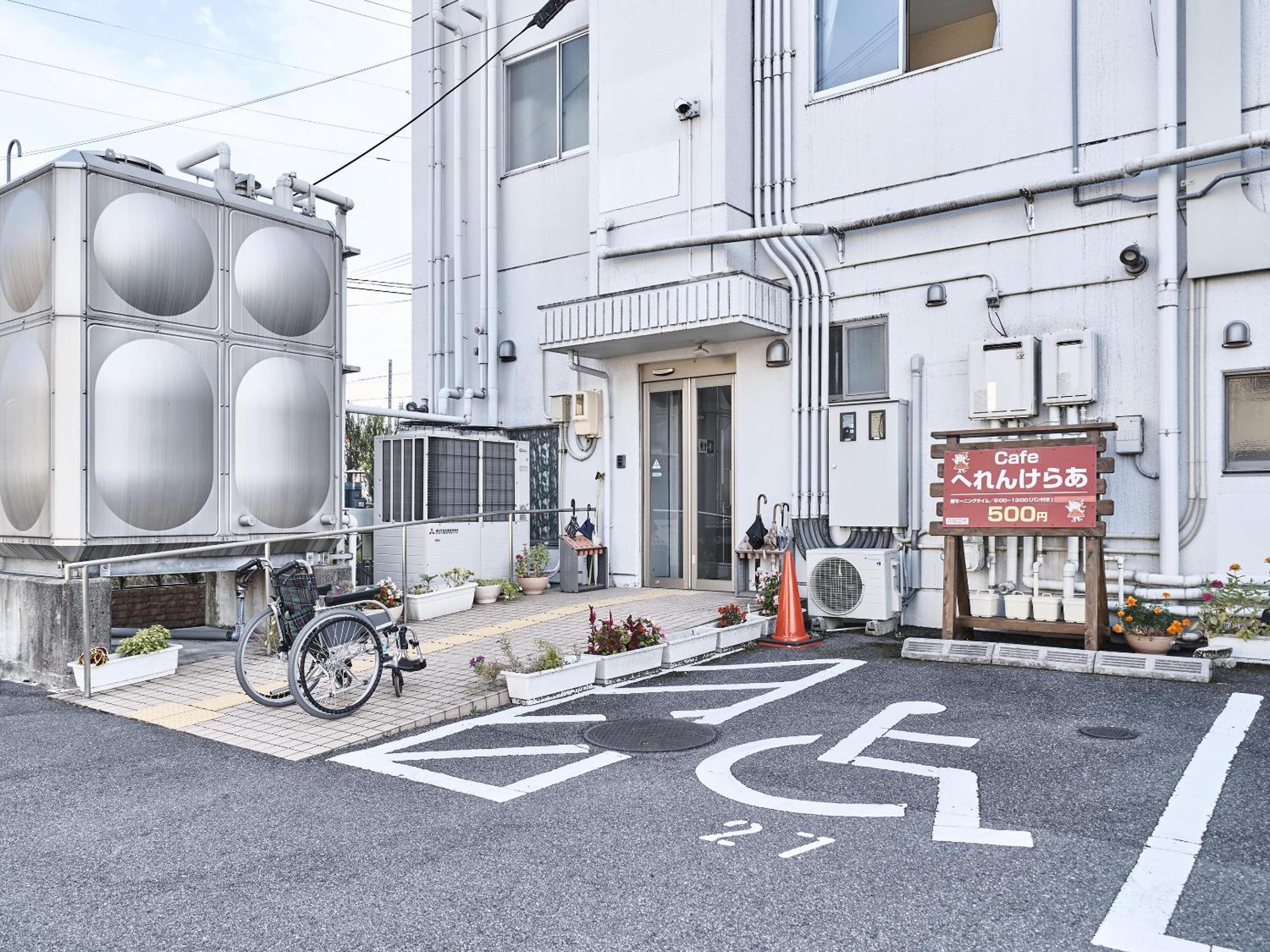 Okasan Hotel, Bild 11