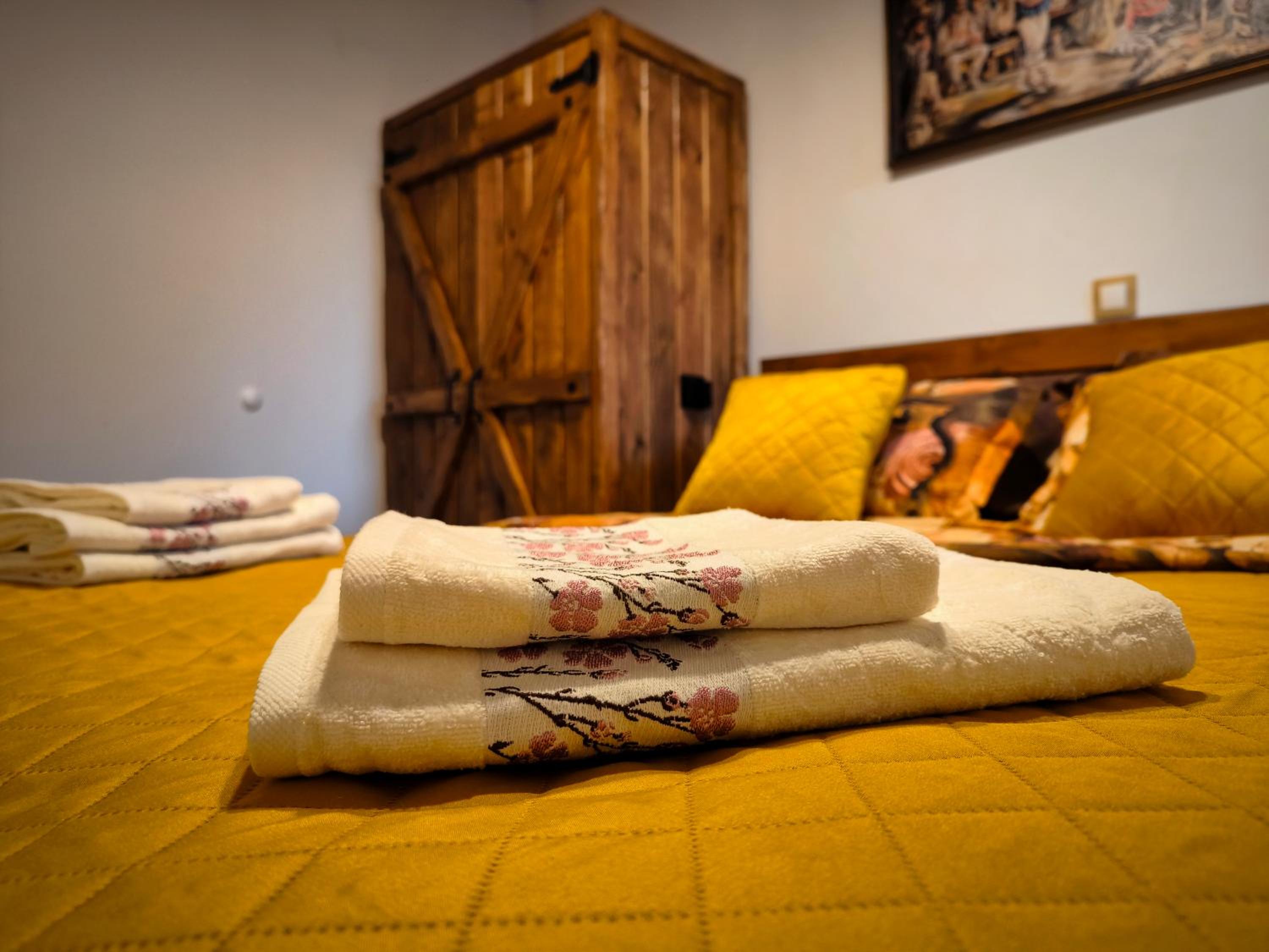 Wooden Paradise Apartment next to Gondola
