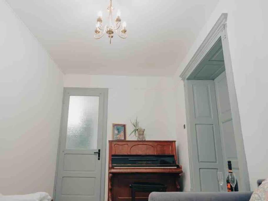 Photo 43
