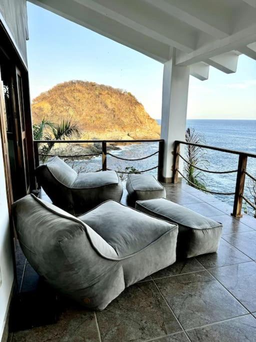 Oceanfront Oasis - Villa Margarita - Entire Villa view 2