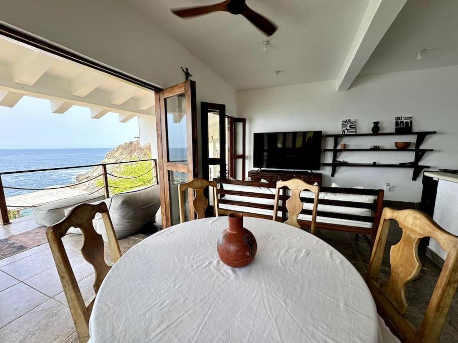 Oceanfront Oasis - Villa Margarita - Entire Villa view 5