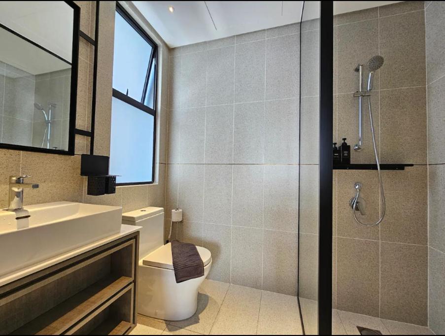 Premium 2BR -2-4pax- near Midvalley-Pavilion 2