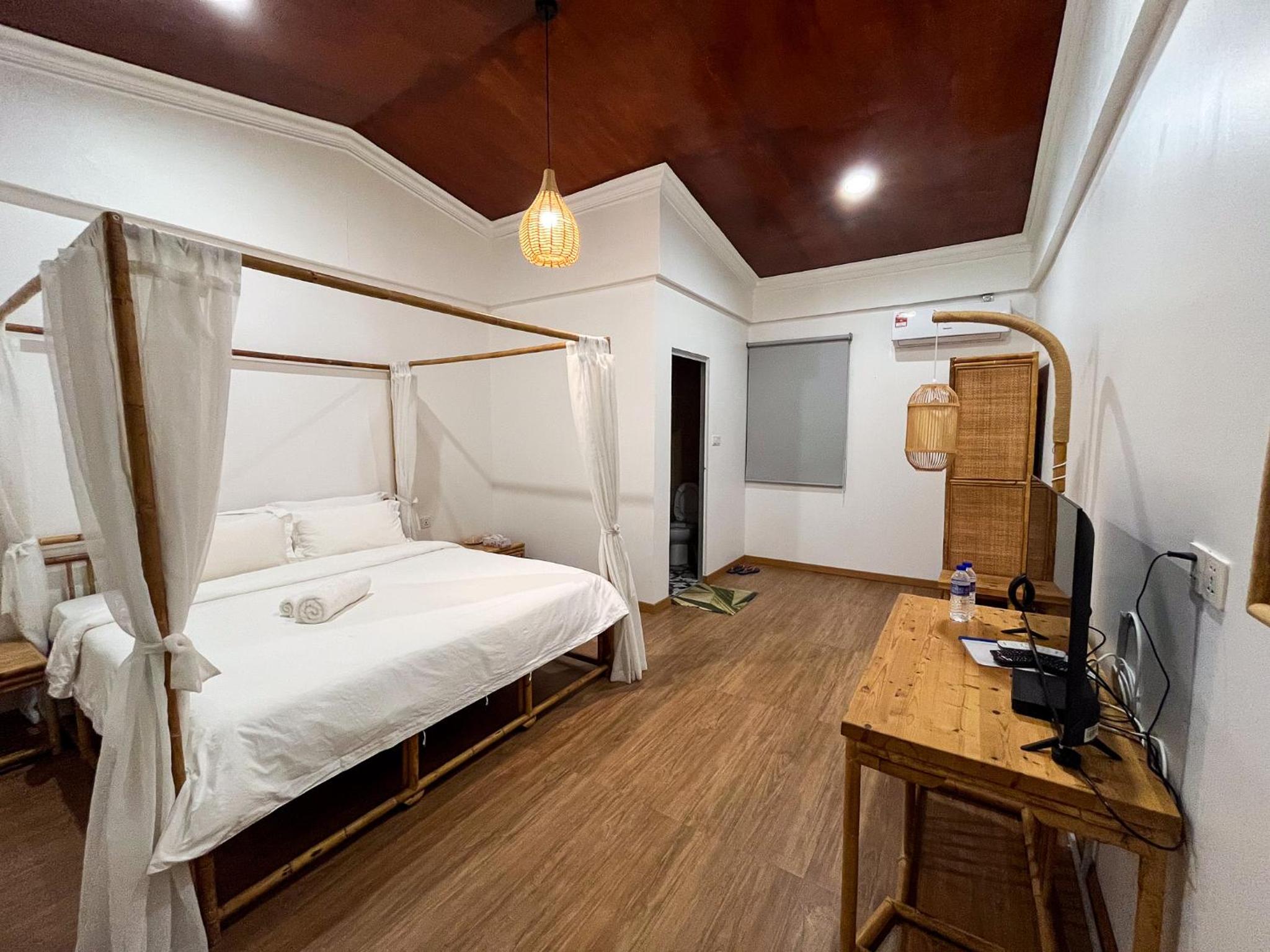 Titiwangsa Cabin Retreats by uBook