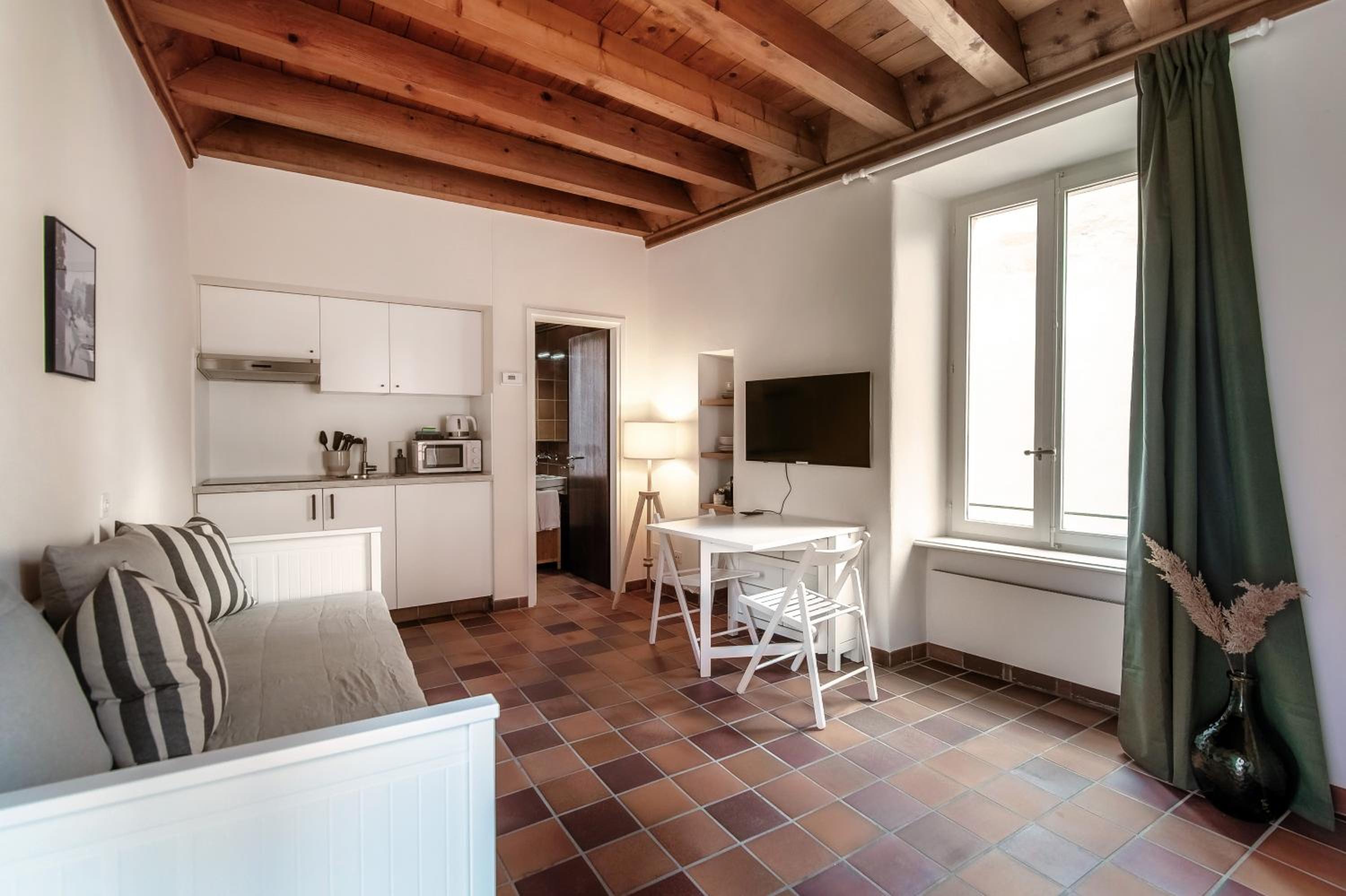 Pardo Apartments by Quokka 360 - Locarno old town