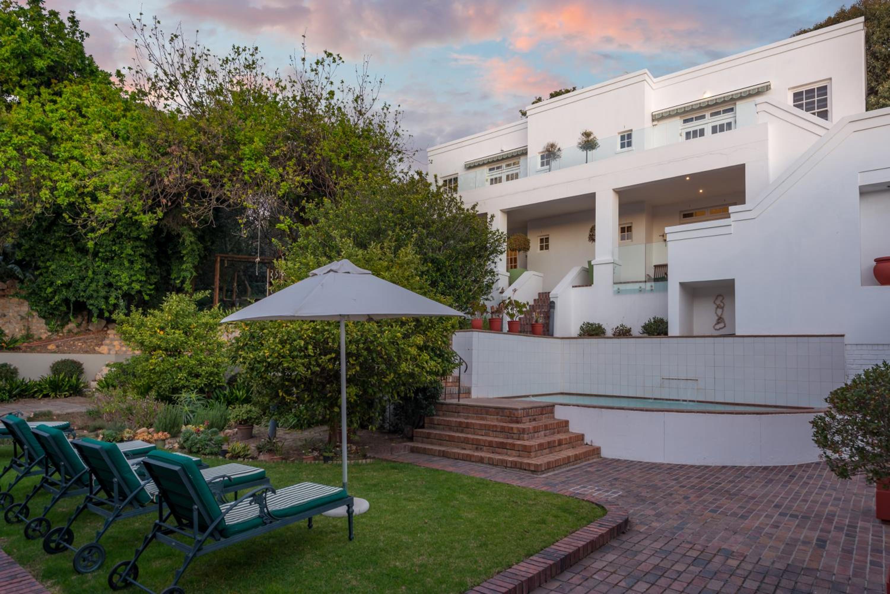 Manor on the Bay