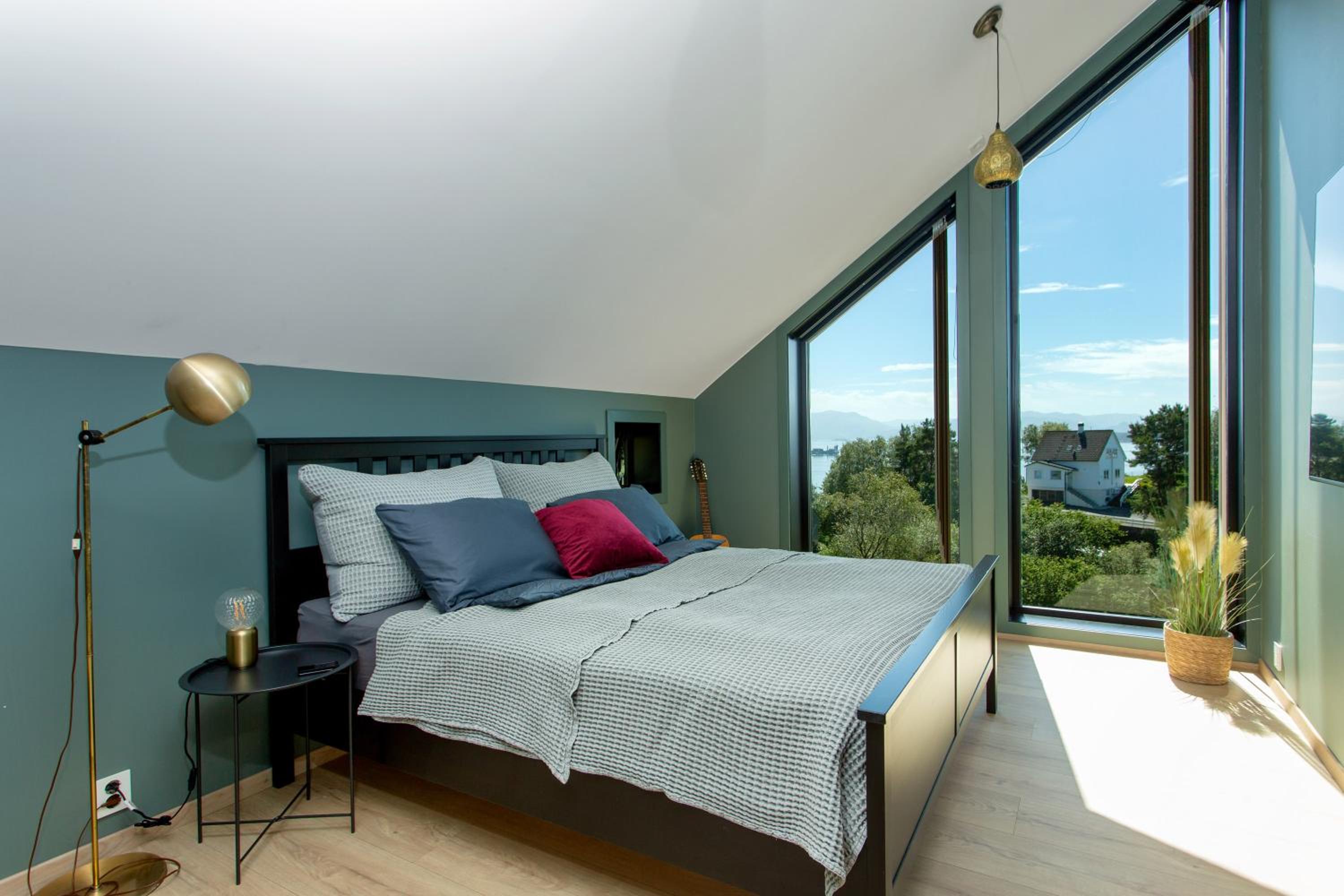 Central Sea View Villa view 3