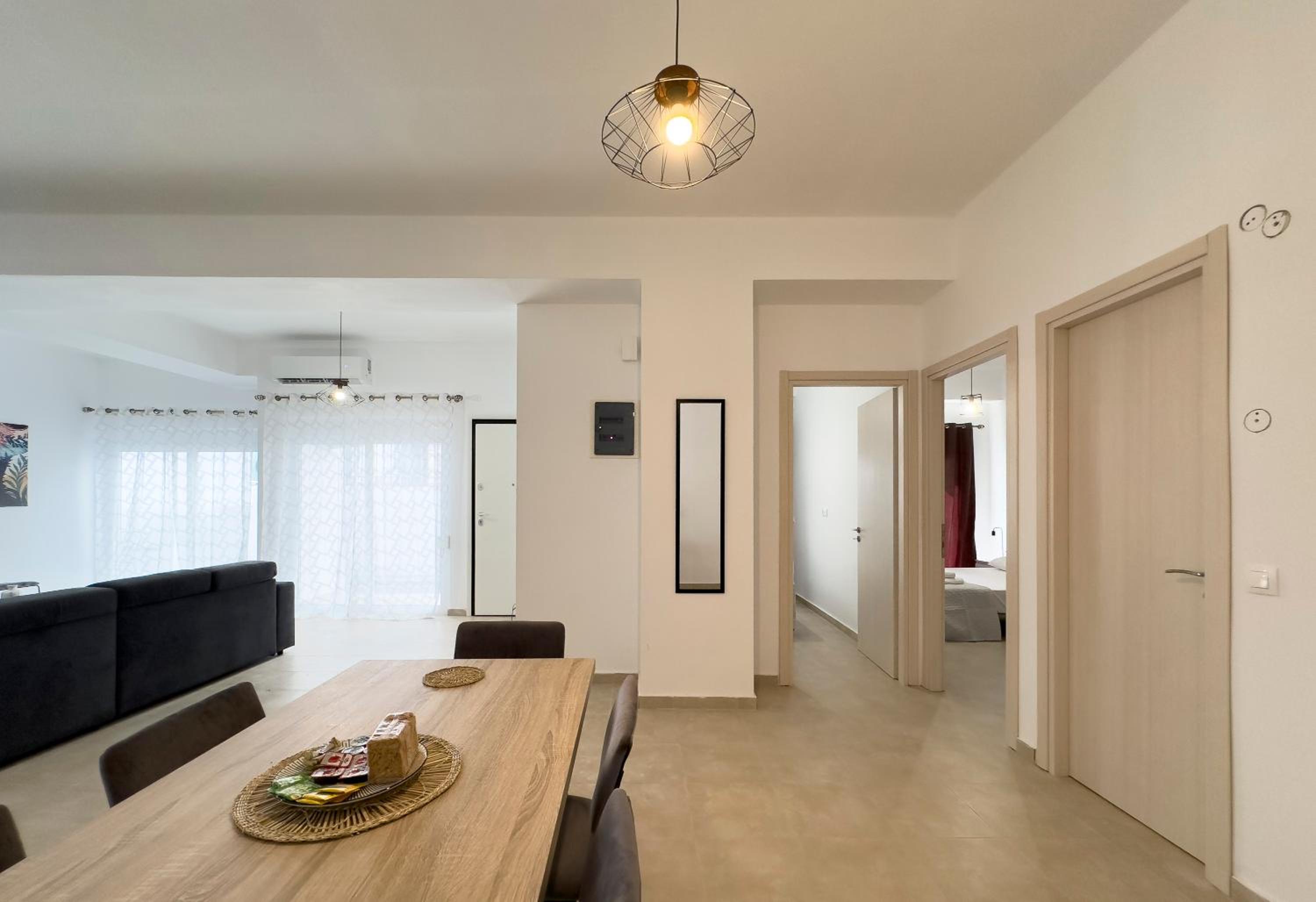 Glenvar Heights I2 90 sqm cozy apt in Paleo Faliro