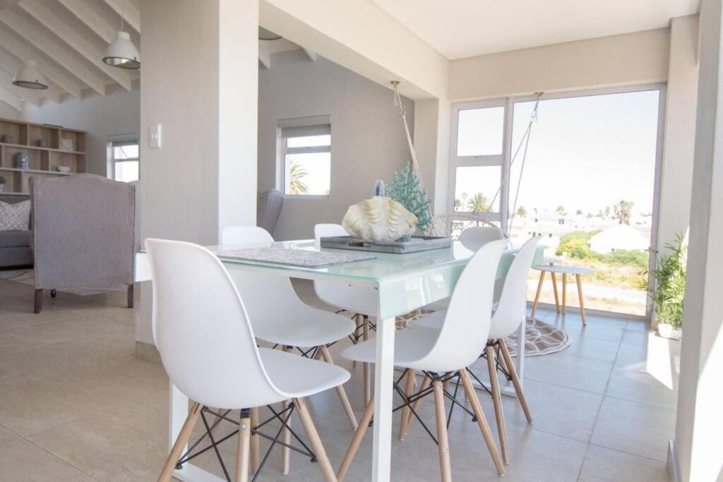 Shelley Point Estate Blue Avion Luxury Holiday Home Solar Powered