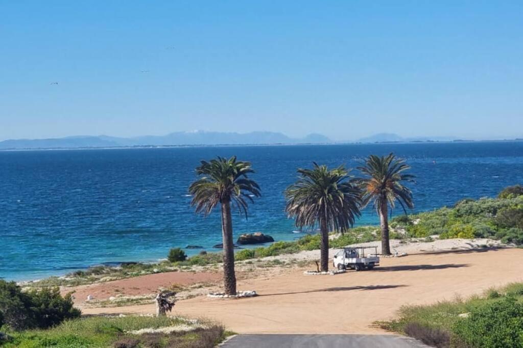 Shelley Point Estate Blue Avion Luxury Holiday Home Solar Powered