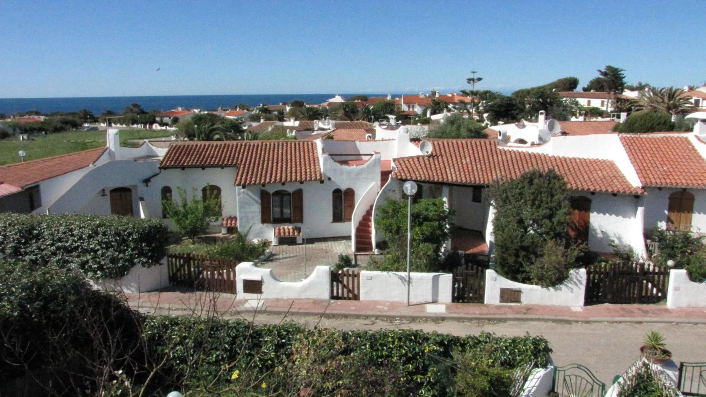 Charming house with sea view in Valledoria