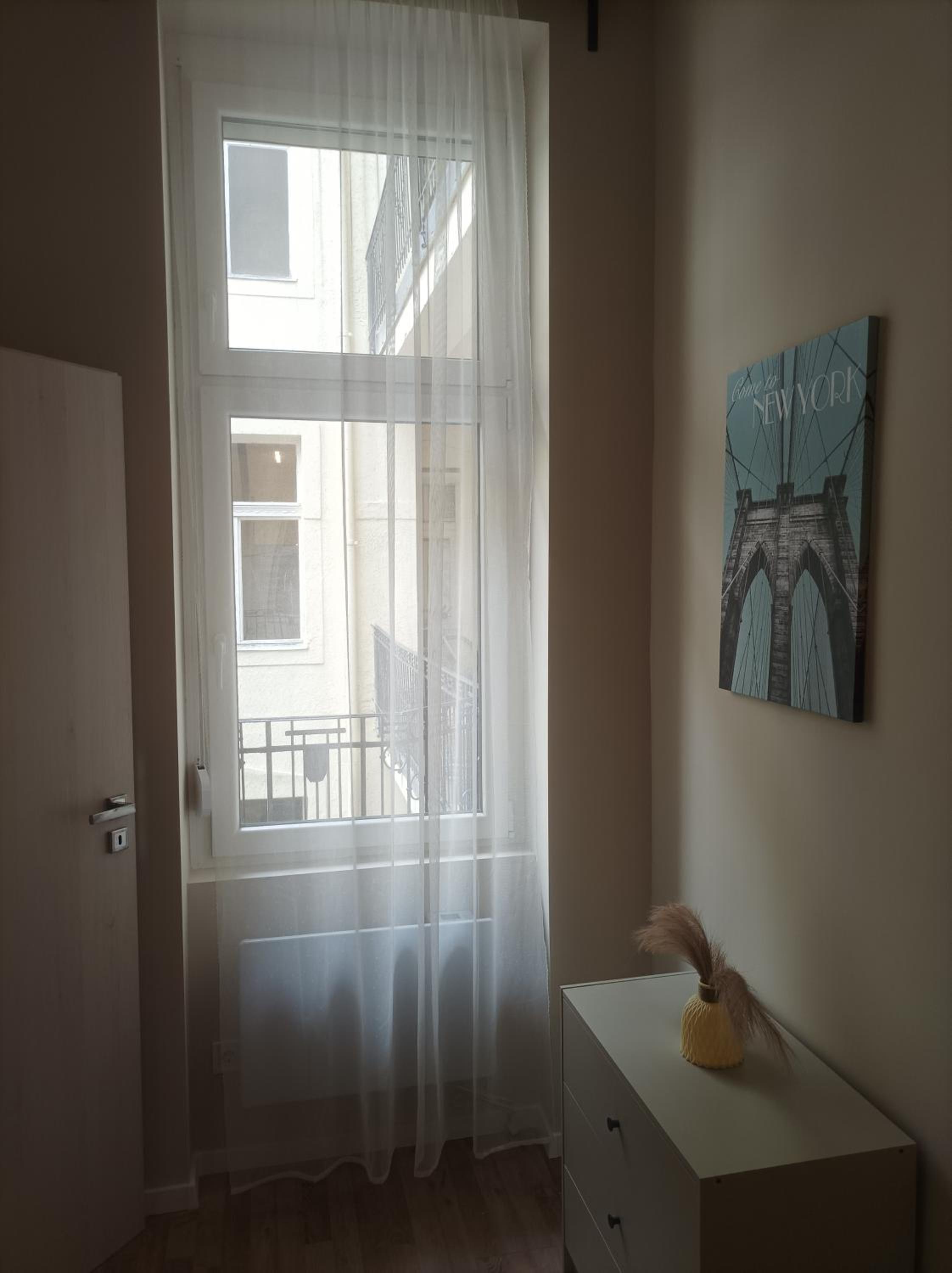 H30 Budapest Central Apartment view 4