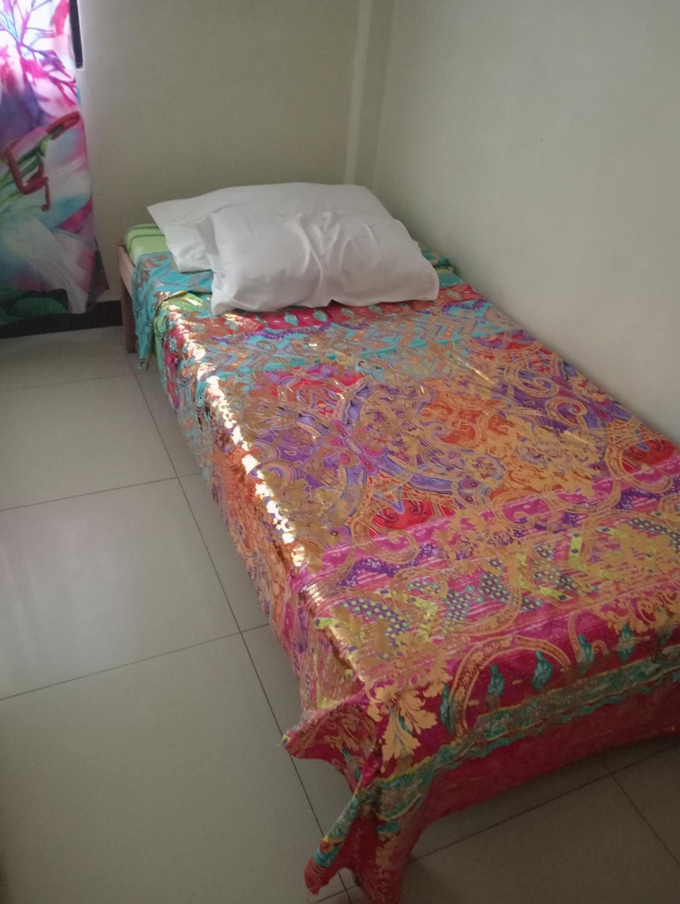 Taj dormitory house