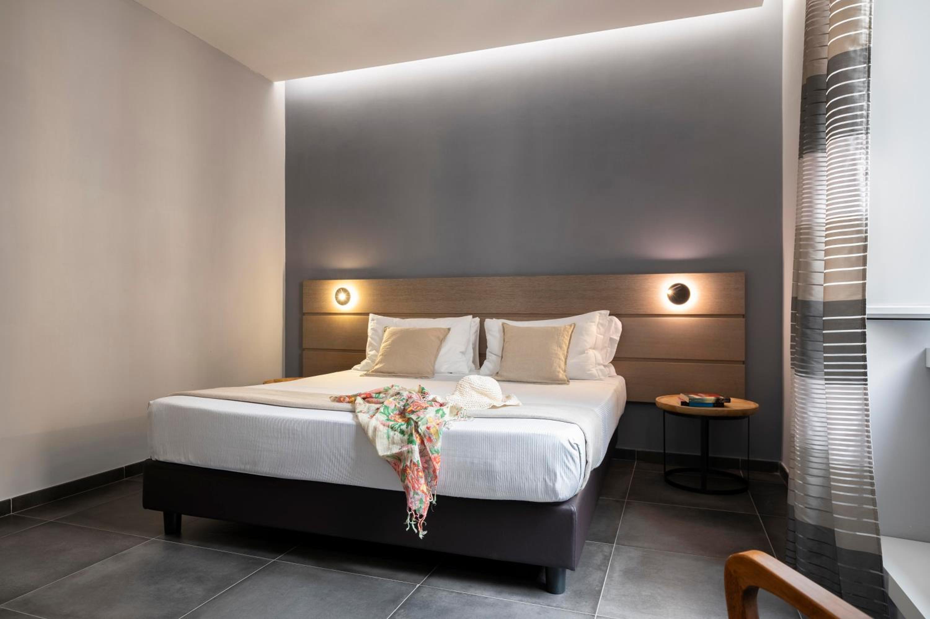 The Point Suites Rome - Guest House