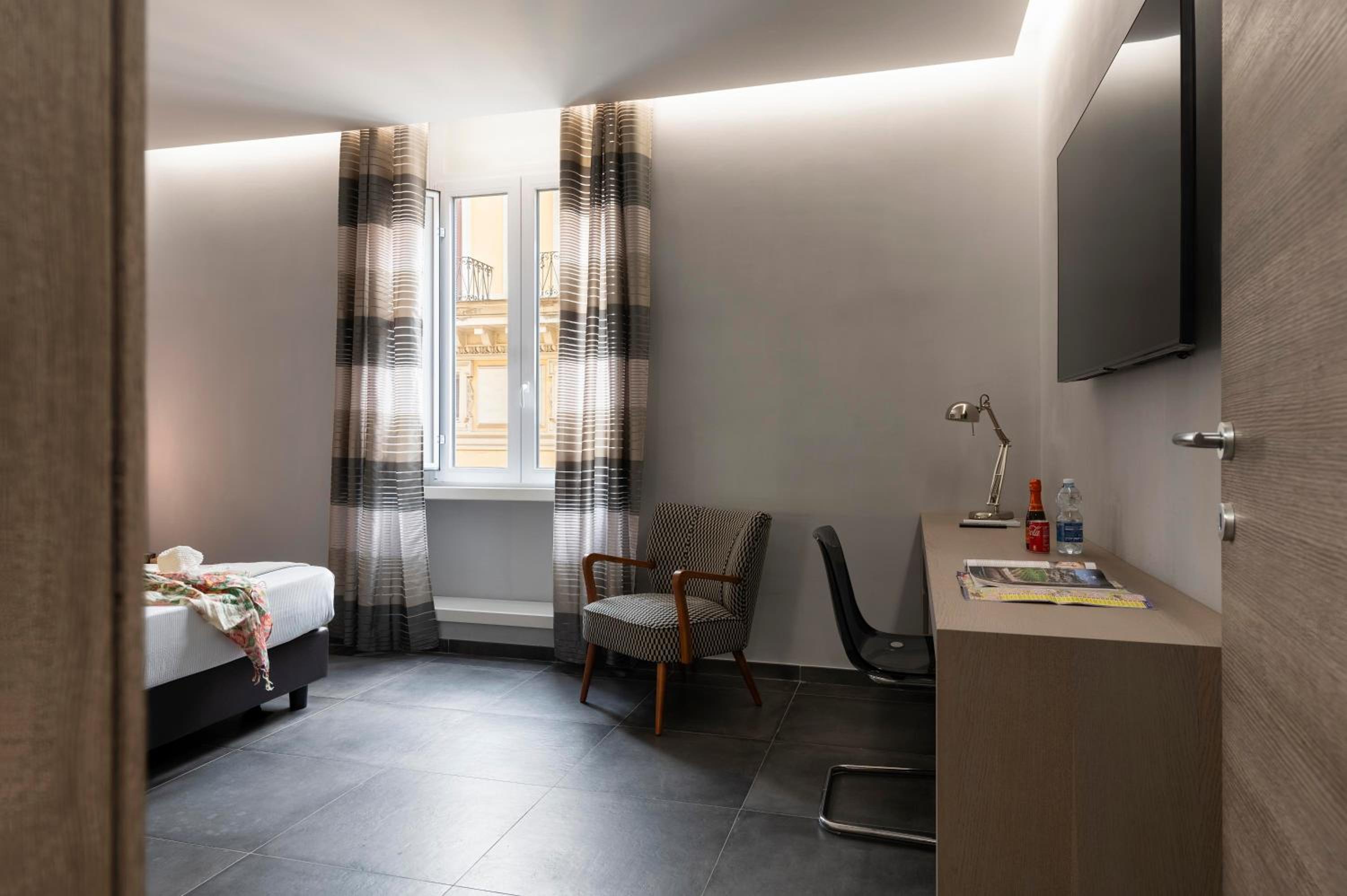The Point Suites Rome - Guest House