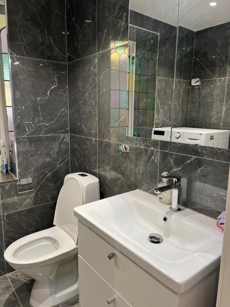 Newly renovated apartment with parking with a quiet environment view 5