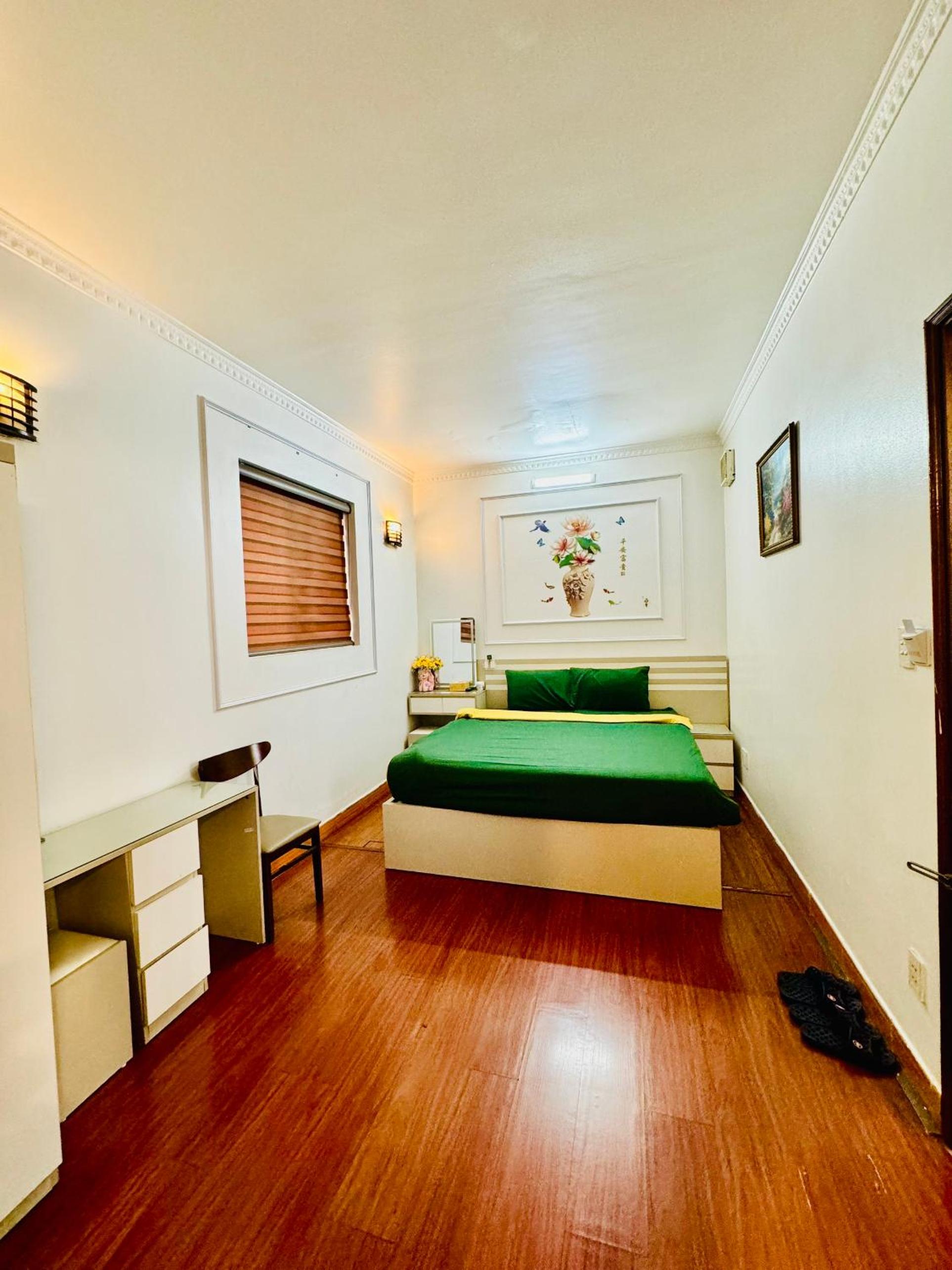 IL Divo Hostel 8 Hàng Đào & Travel & Spa - Hanoi Old Quarter