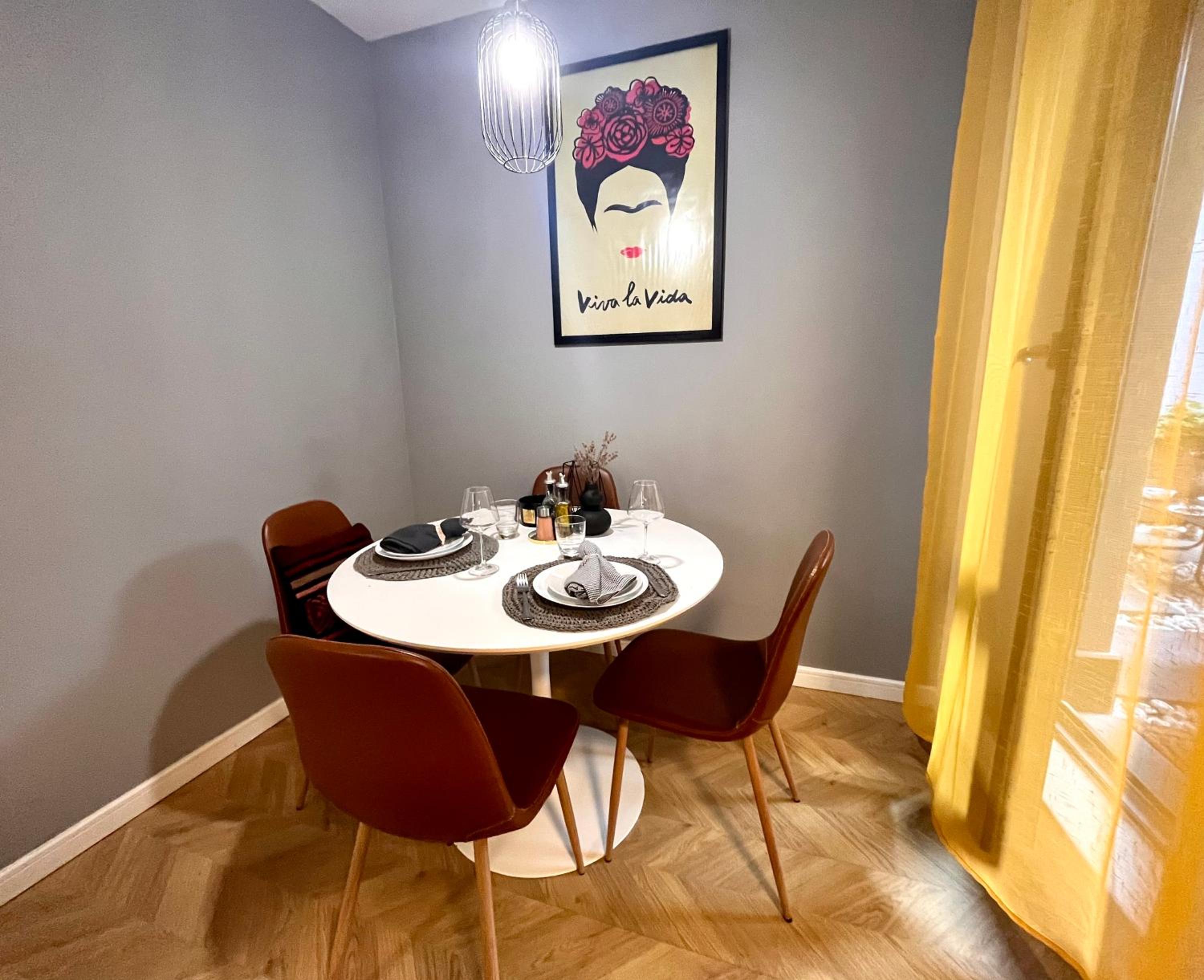 Opera Theatre Apartment with a courtyard