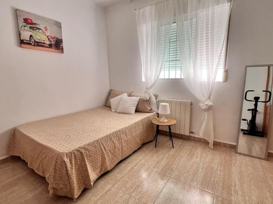 Alquilo chalet completo