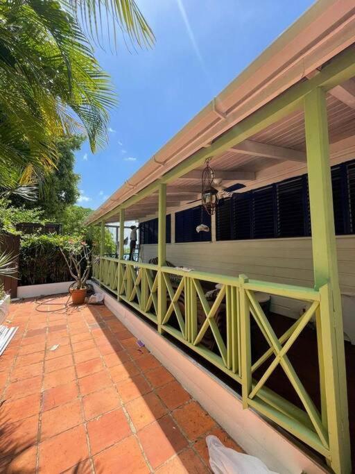 Deep Waterfront west coast 3 bed beach house