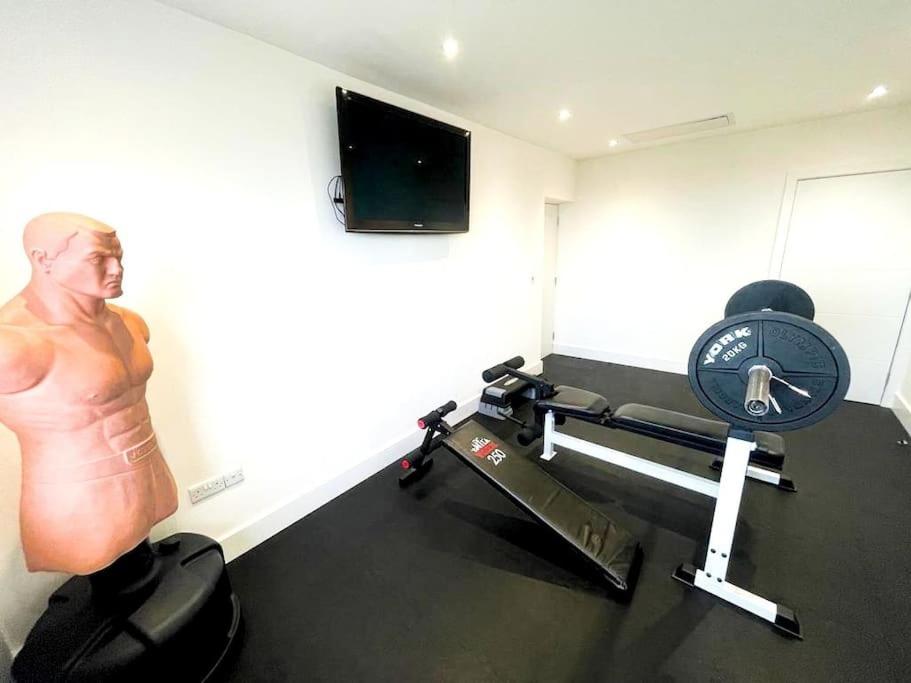 Thorndale - Luxury Coastal Home - Hot Tub , Cinema & Games Room view 4