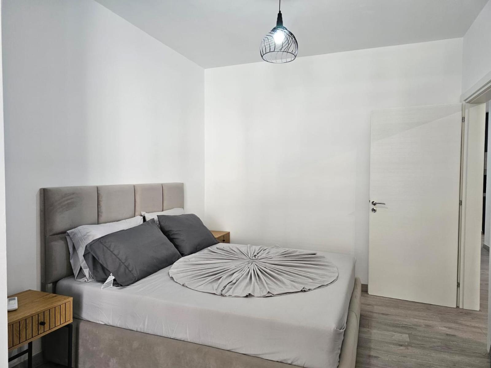 Joanne Apartment