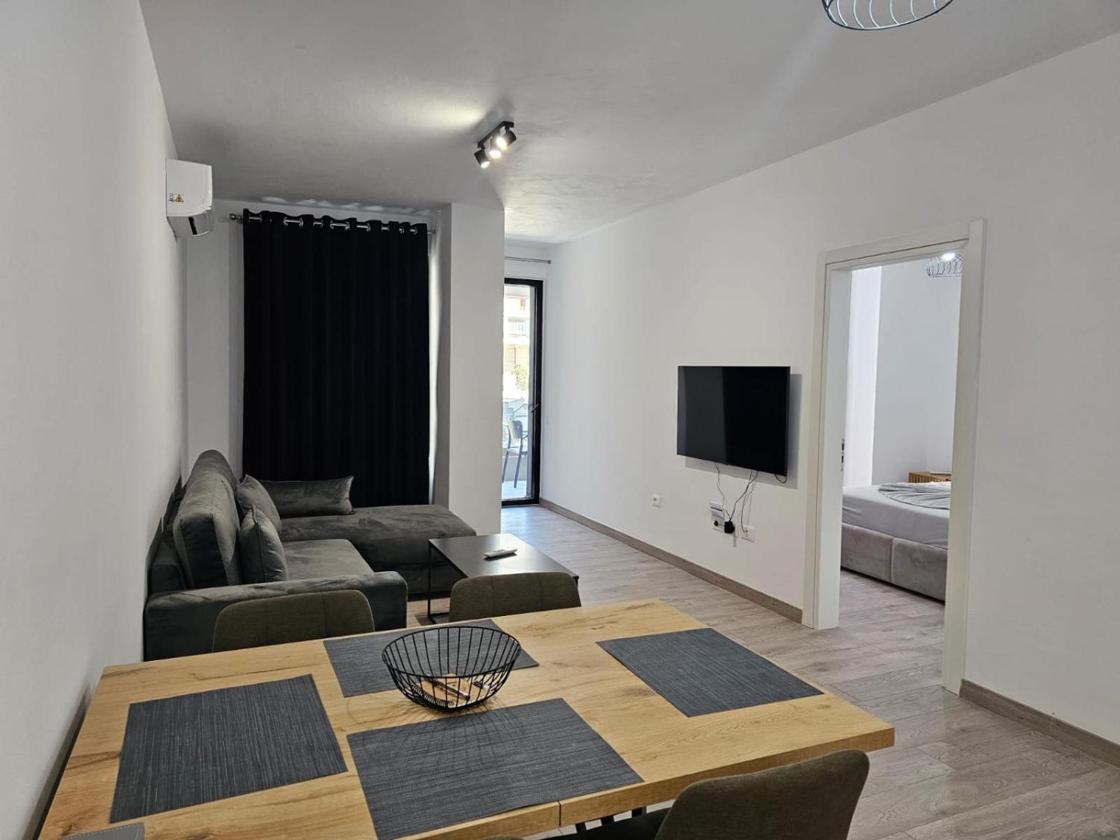 Joanne Apartment