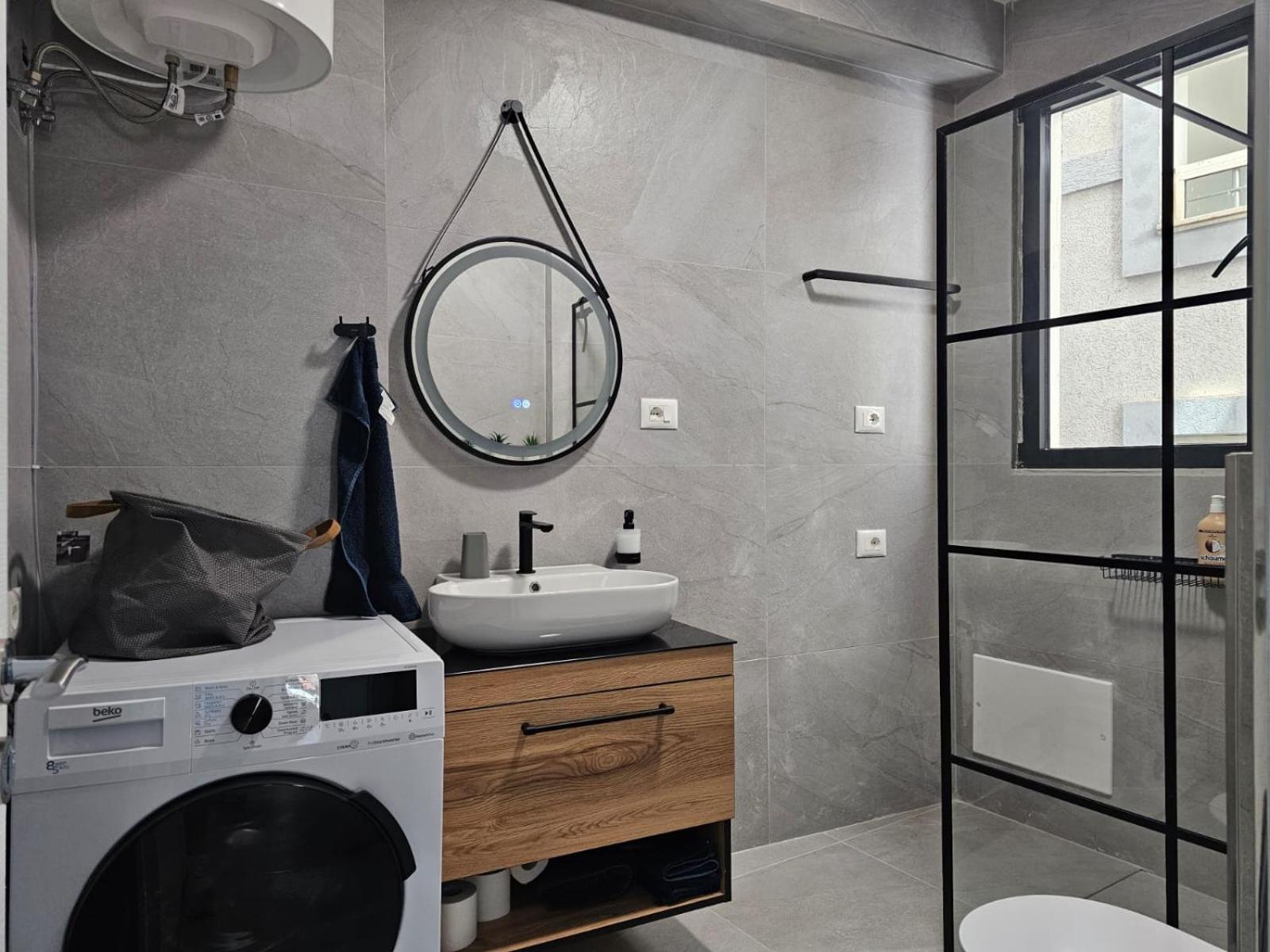 Joanne Apartment