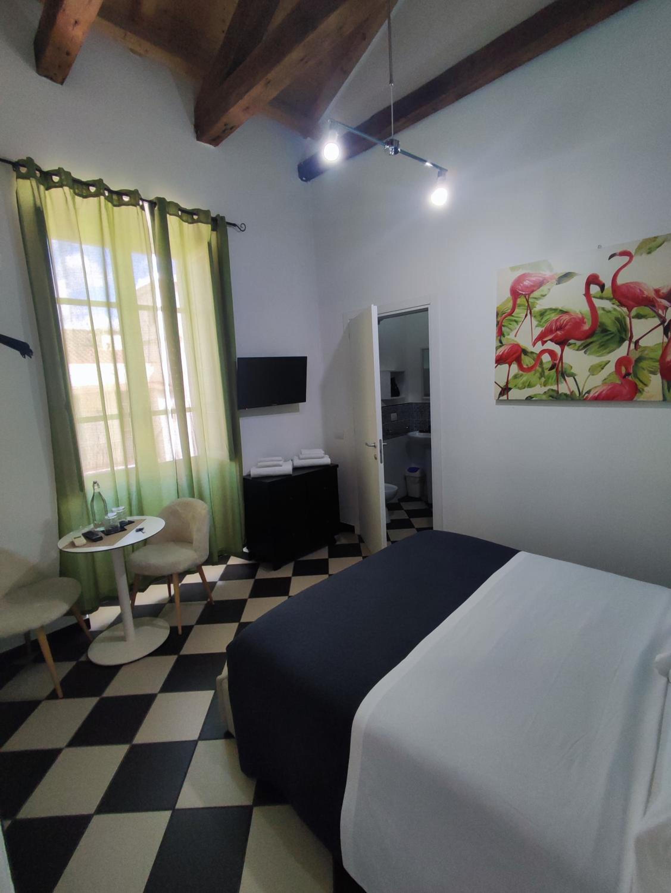 Manì Rooms