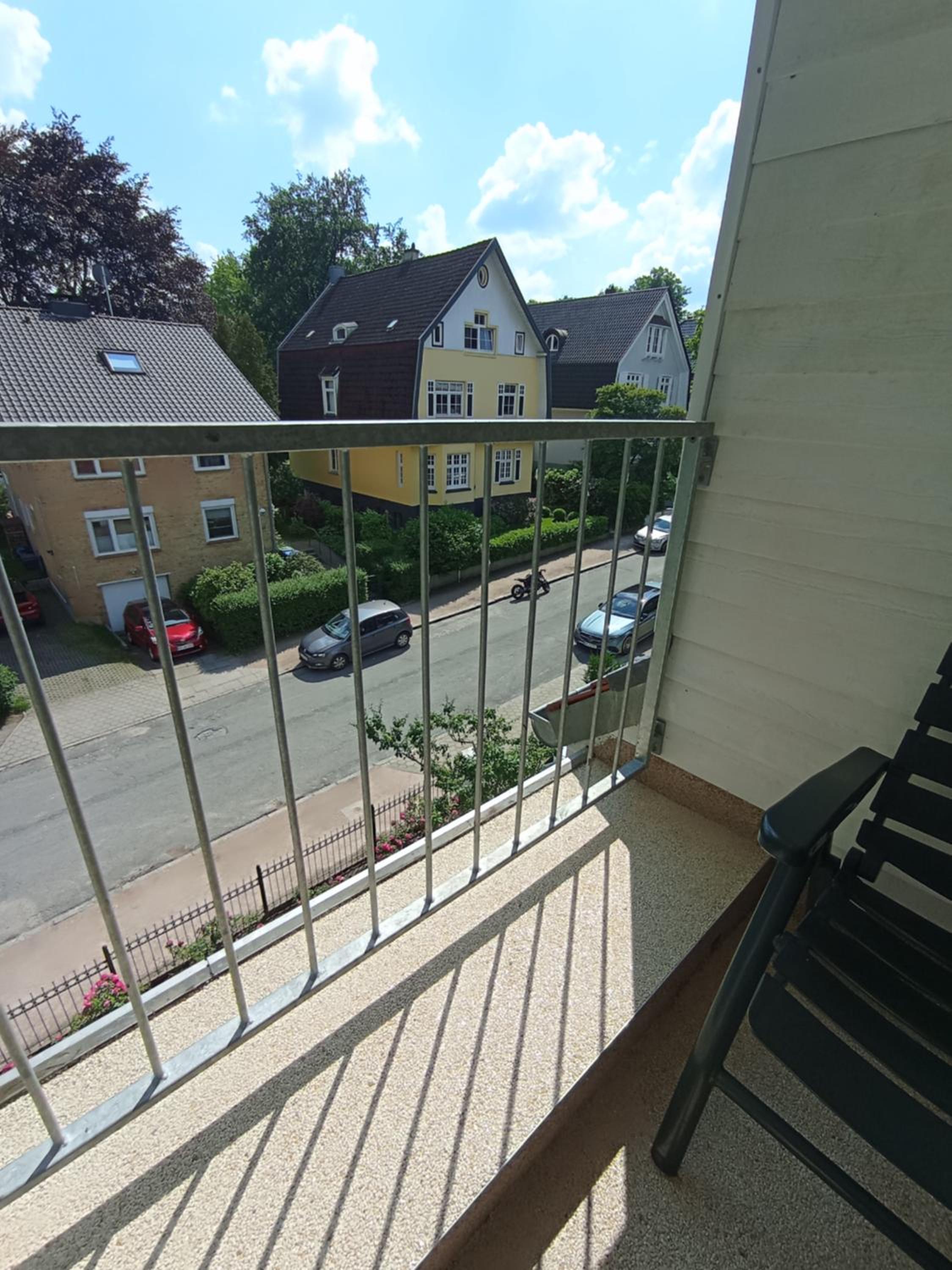 Peaceful Apartment-3 Zi, Loggia & Garden in Blankenese