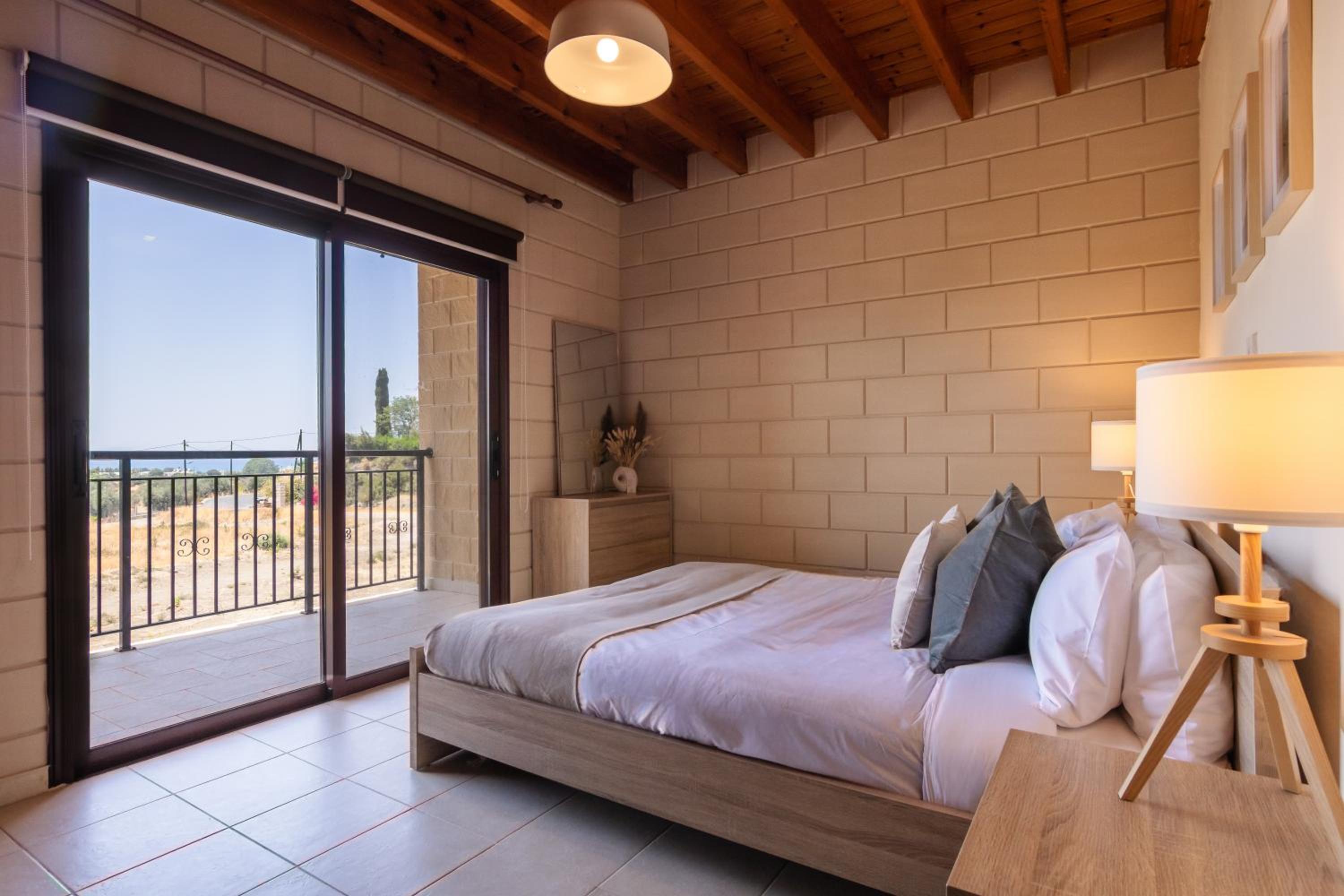 Phaedrus Living Argaka Zen Residence