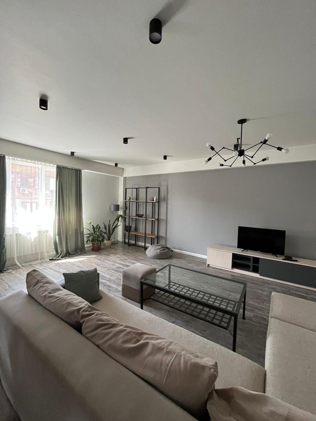 Modern 2 bedroom apartment on Pushkin street