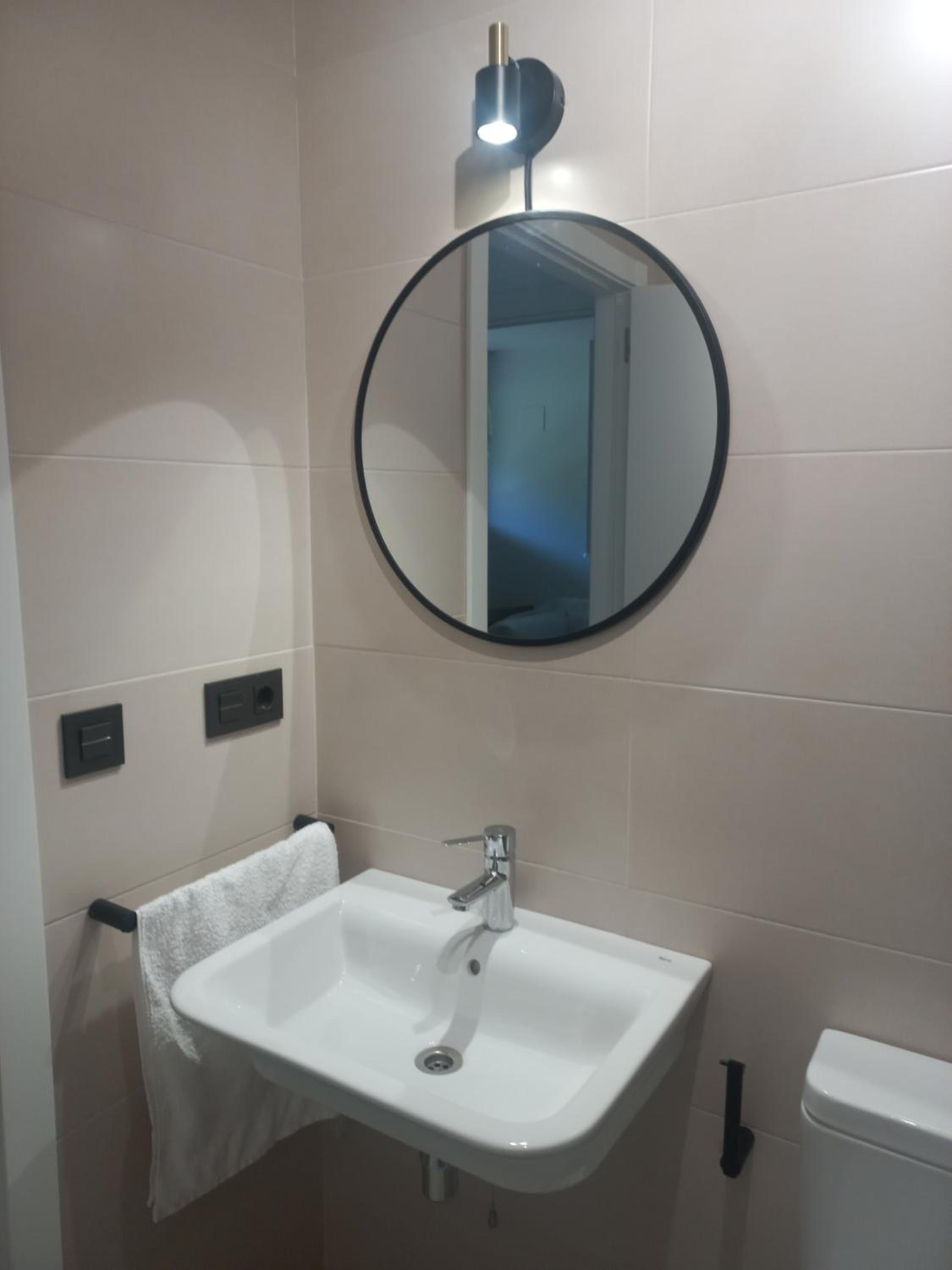 Ekain's Home -Sirimiri Apartments- view 5