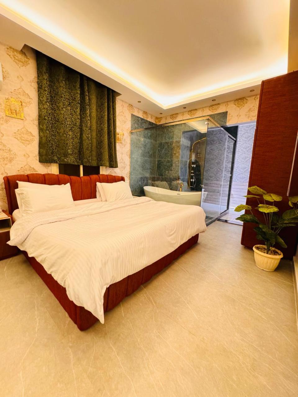 The Indian Suite InnVilla 160