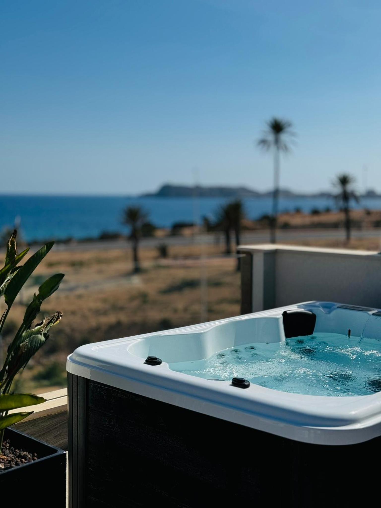 Apartamentos Calanegra con Piscina y Solárium en Puerto de Mazarrón Costa Cálida