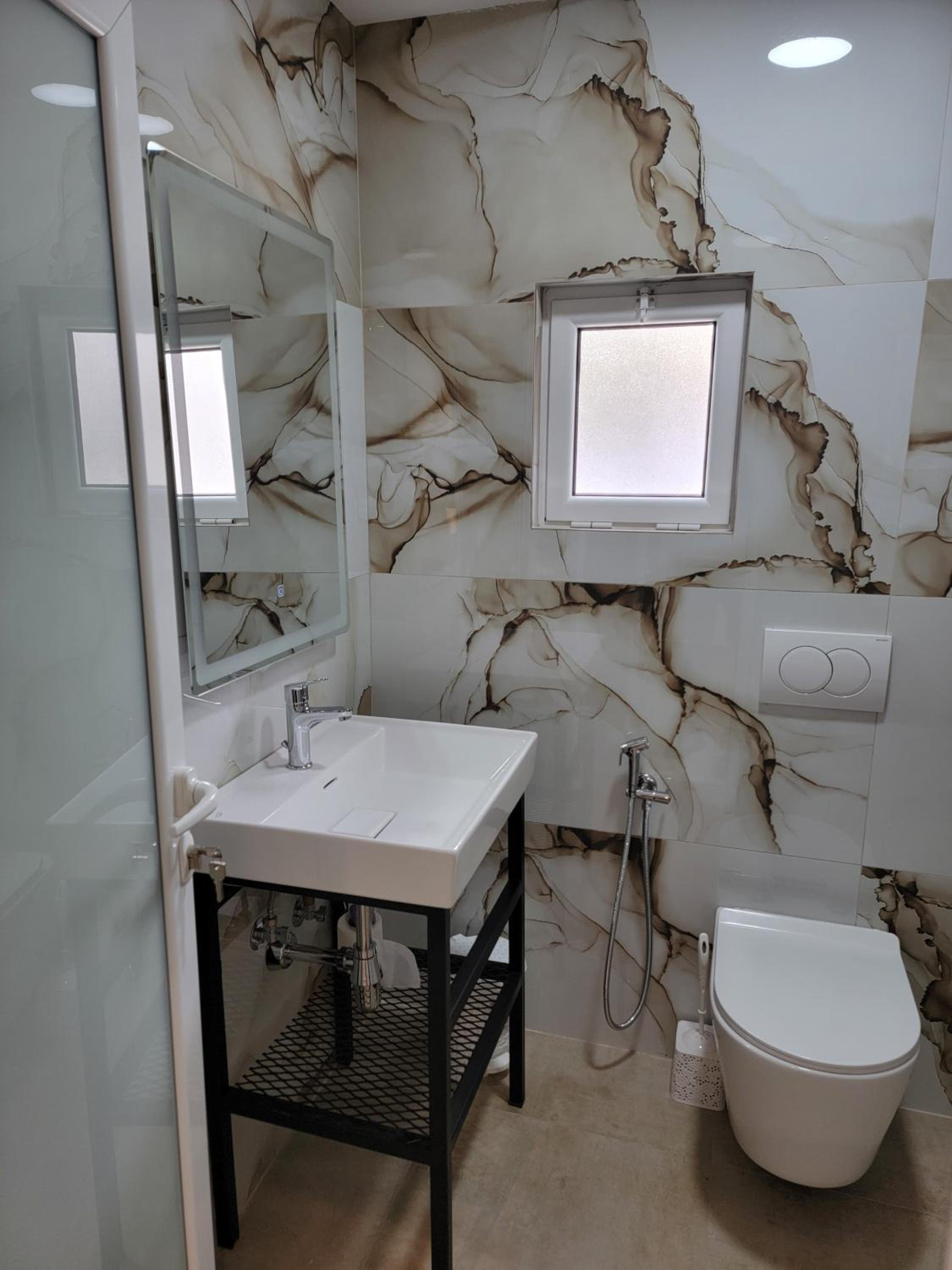 luxury studio's J&M