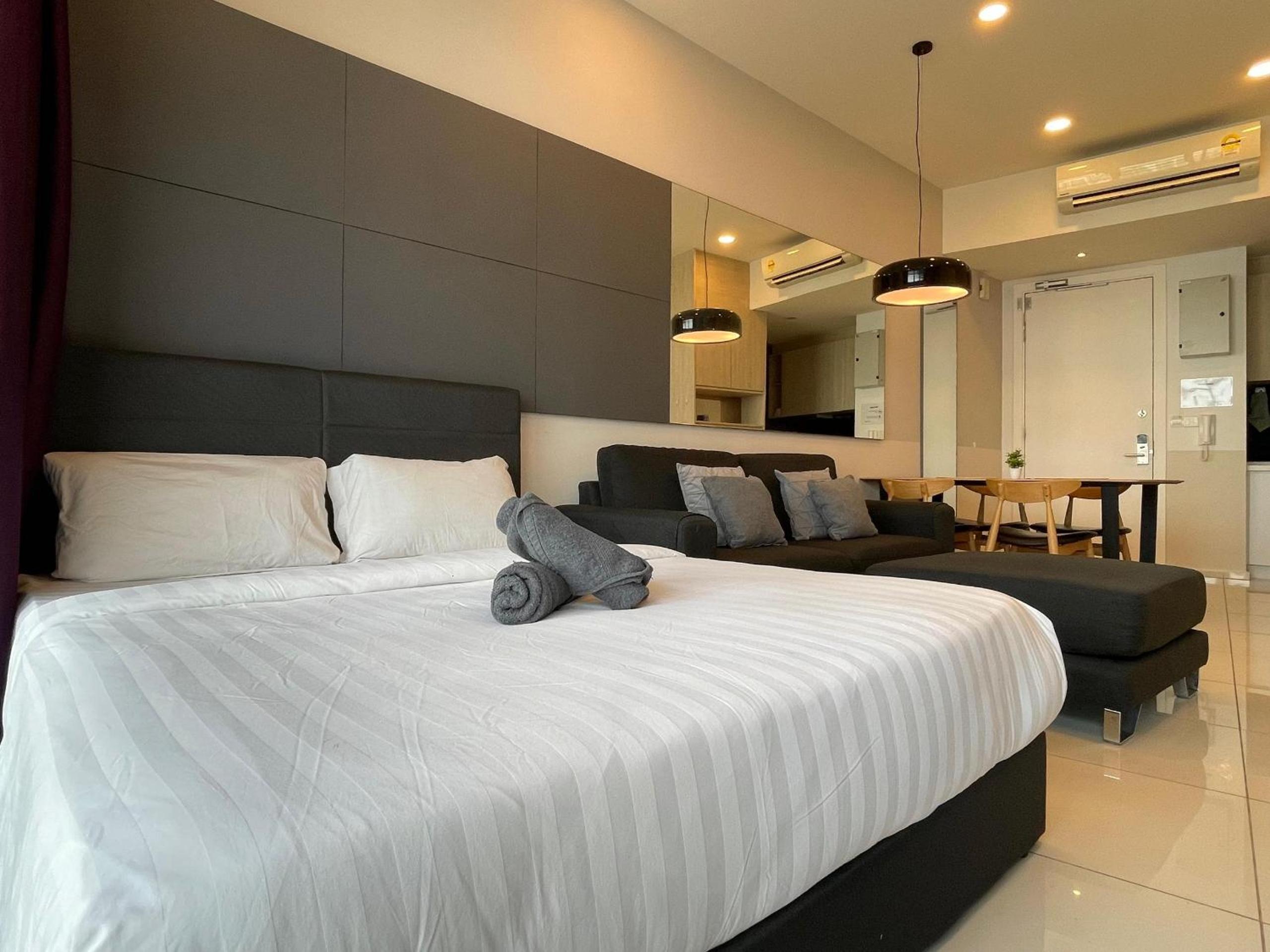 The Robertson-Bukit Bintang by PILLOWTALKS