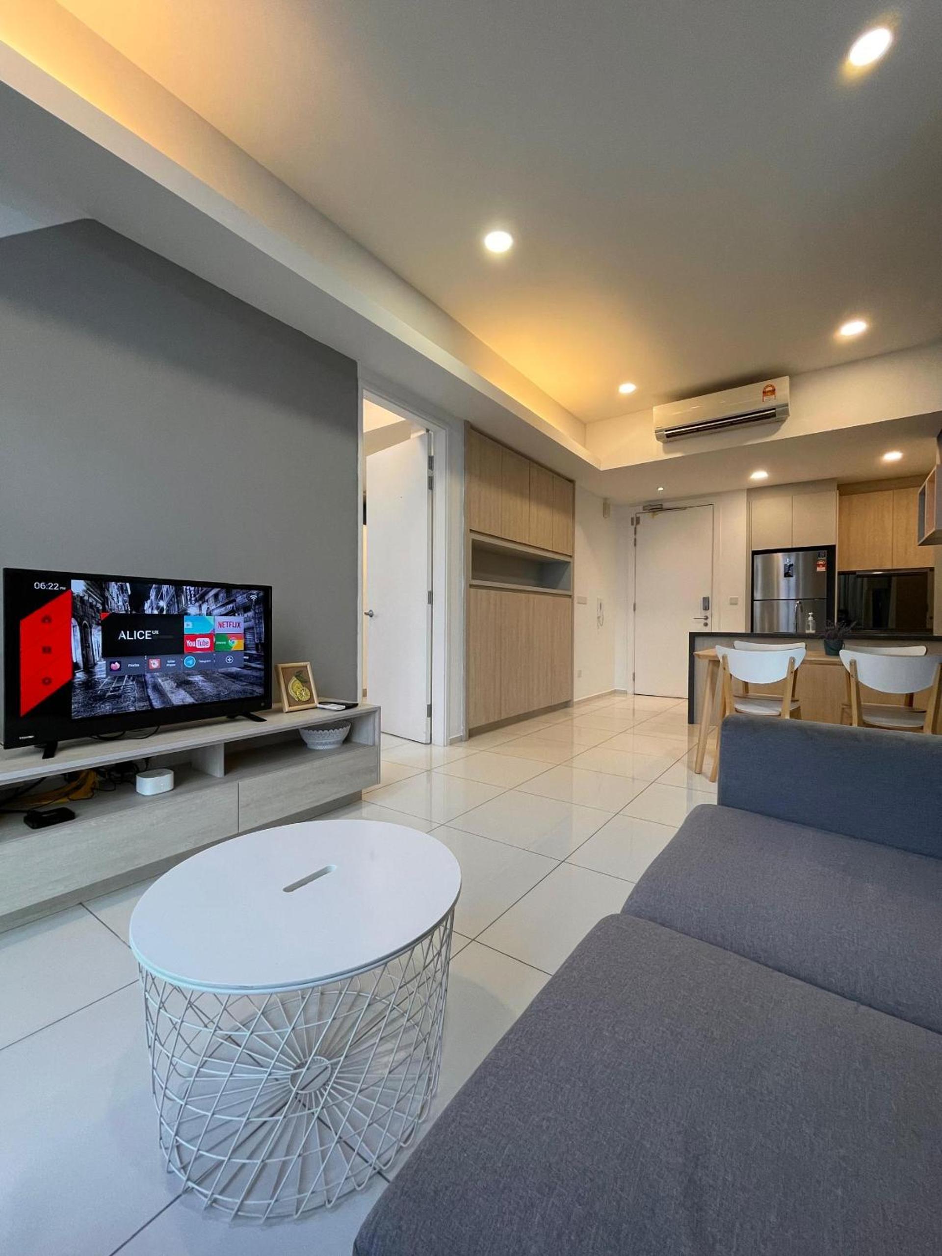 The Robertson-Bukit Bintang by PILLOWTALKS
