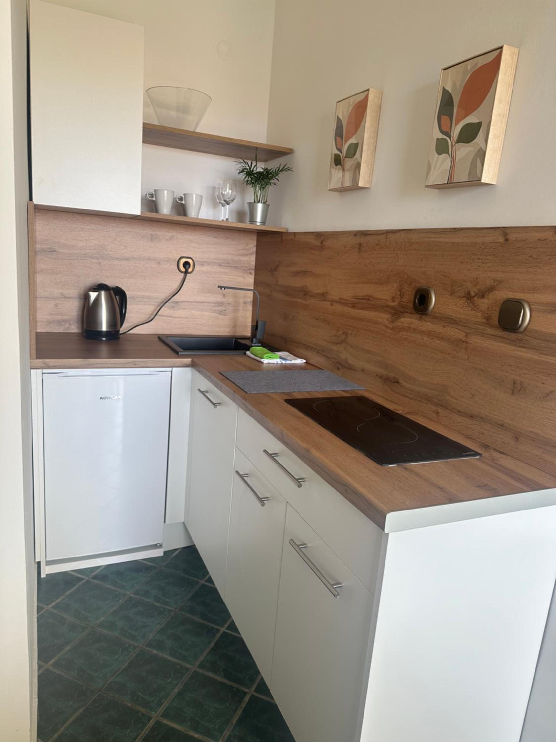 Apartments Jareb
