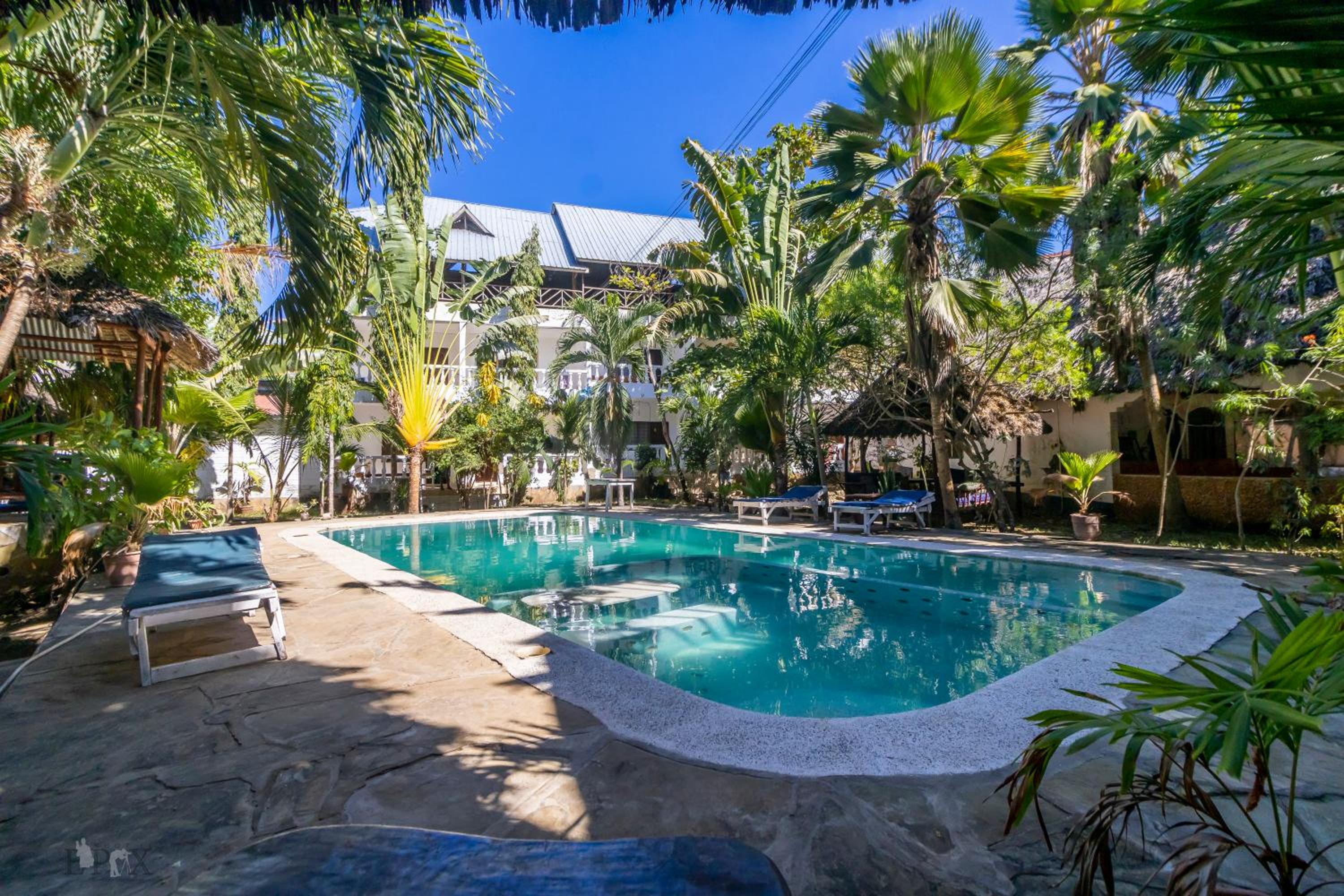 Ukunda Vacations - Cool breeze studio - Property Image 8