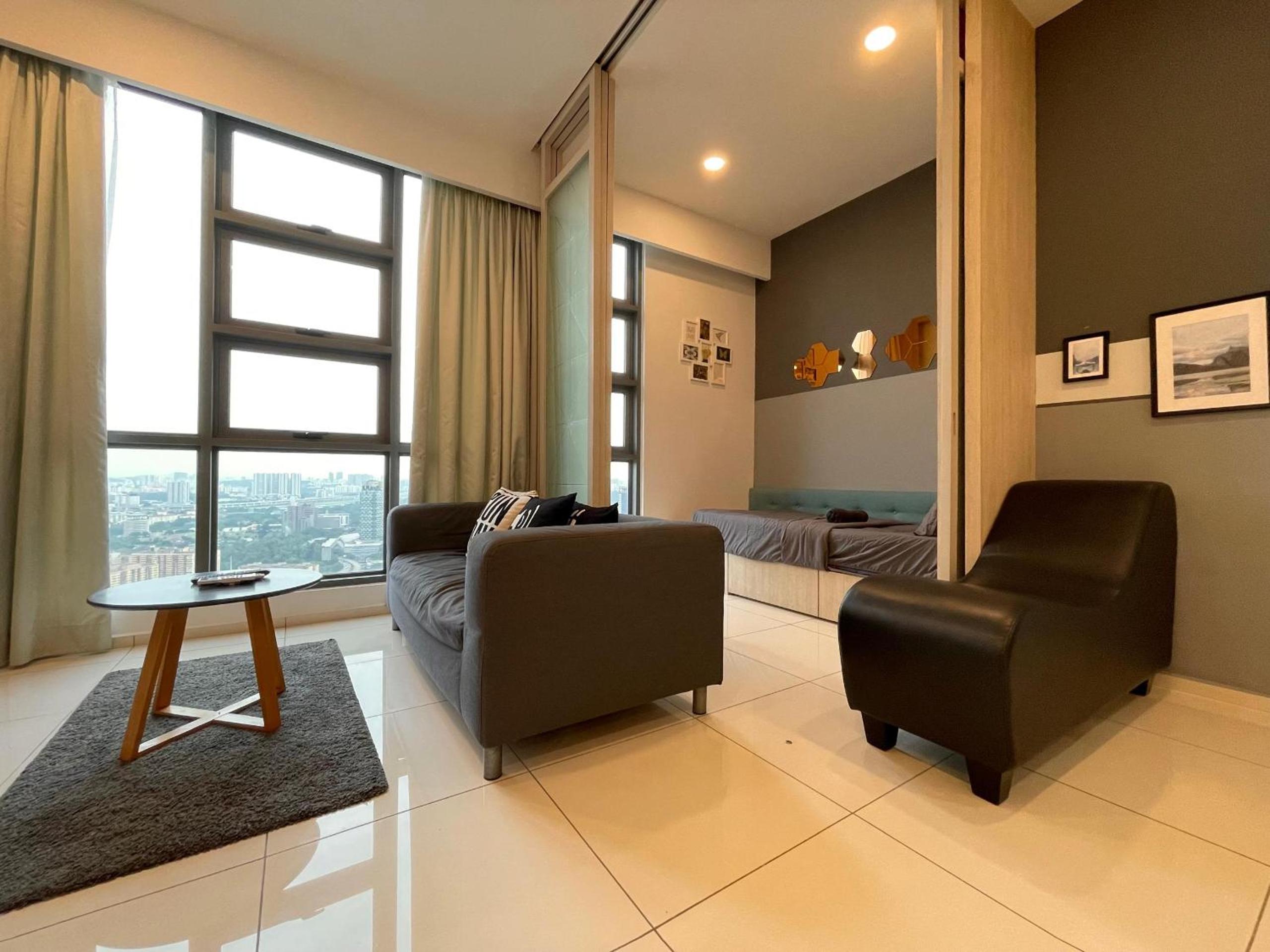 The Robertson-Bukit Bintang by PILLOWTALKS