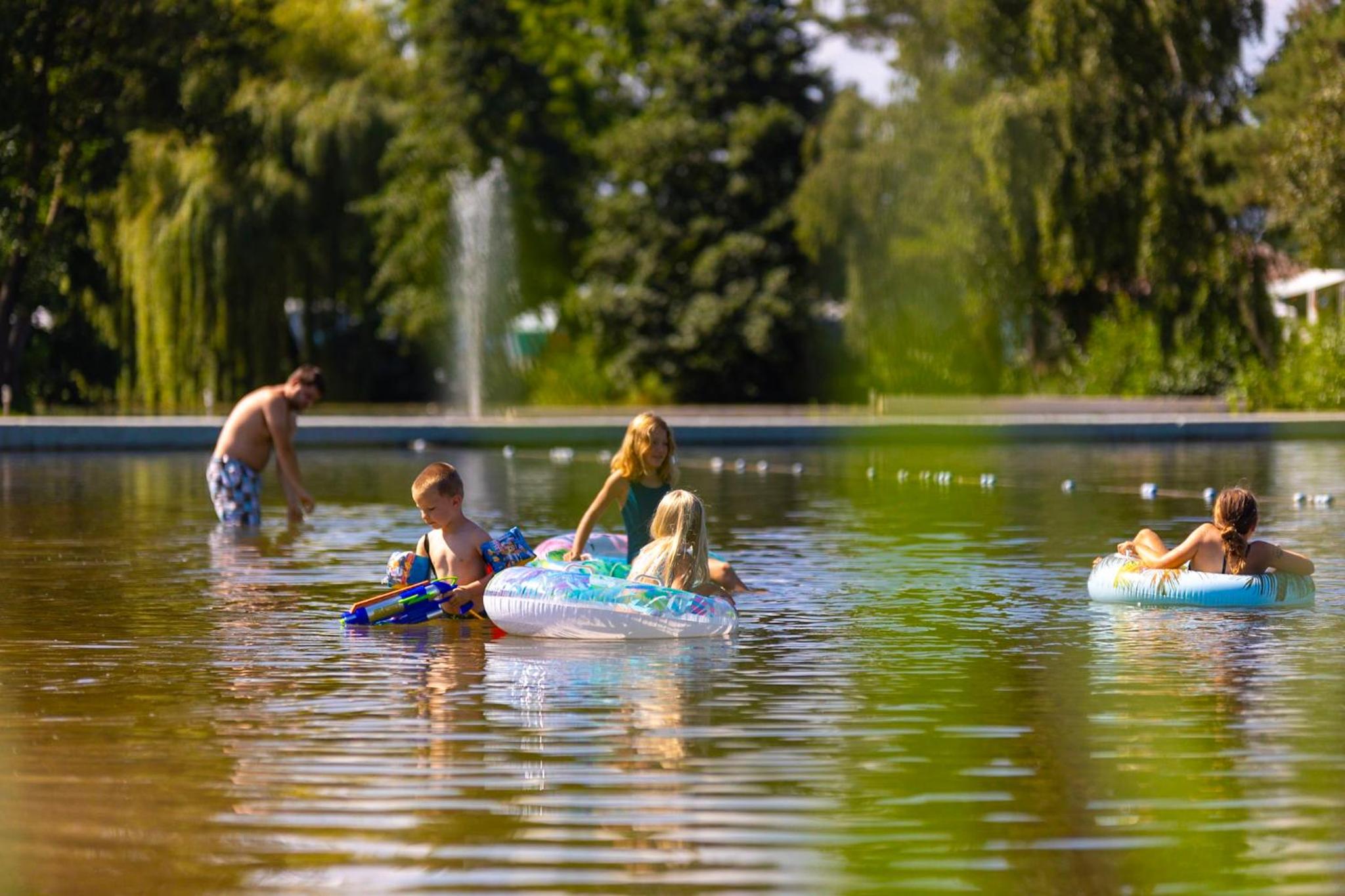 Vakantiehuis 25 min Roermond Maasmechelen Maastricht